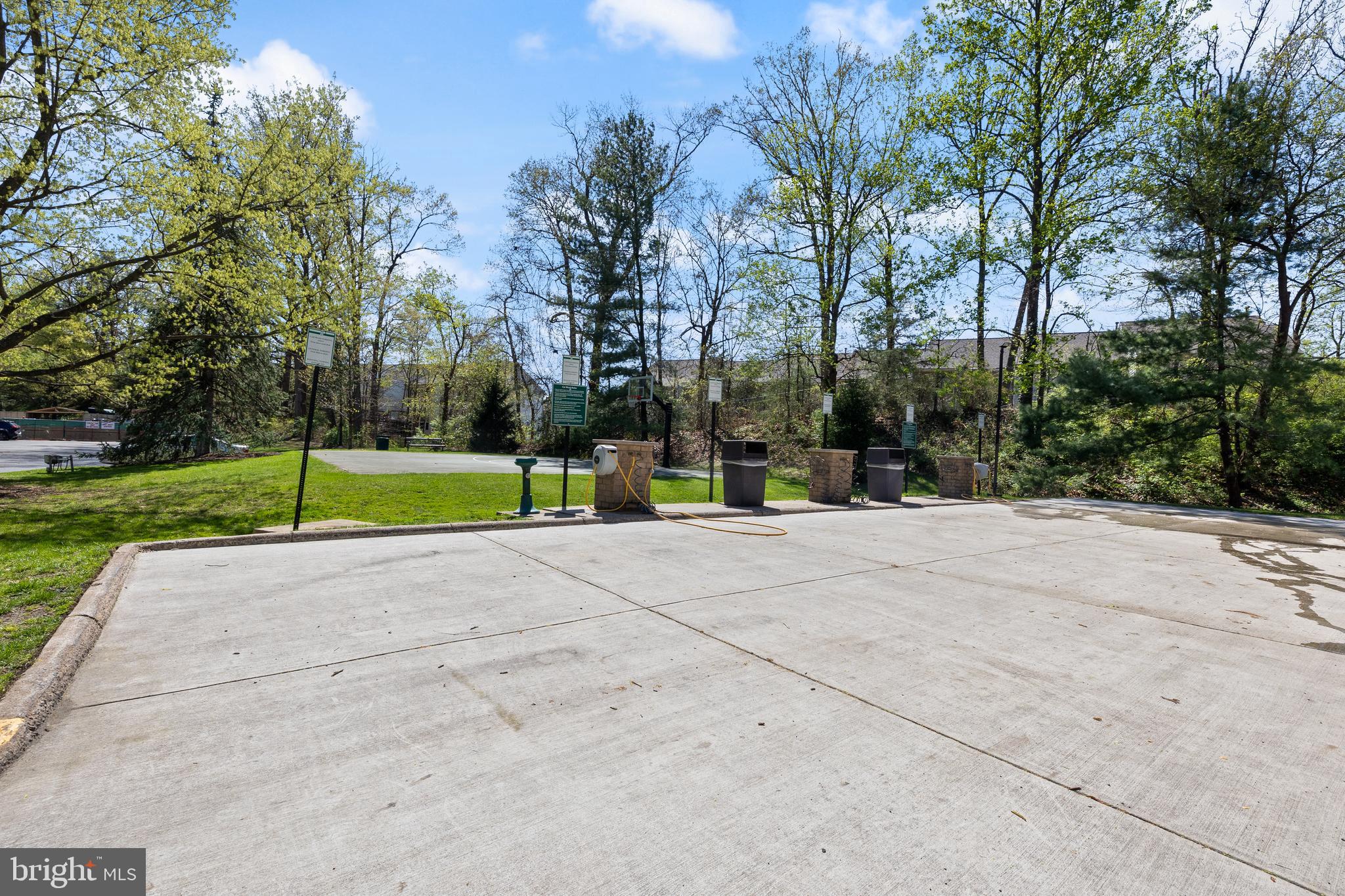WATERGATE AT LANDMARK - Residential
