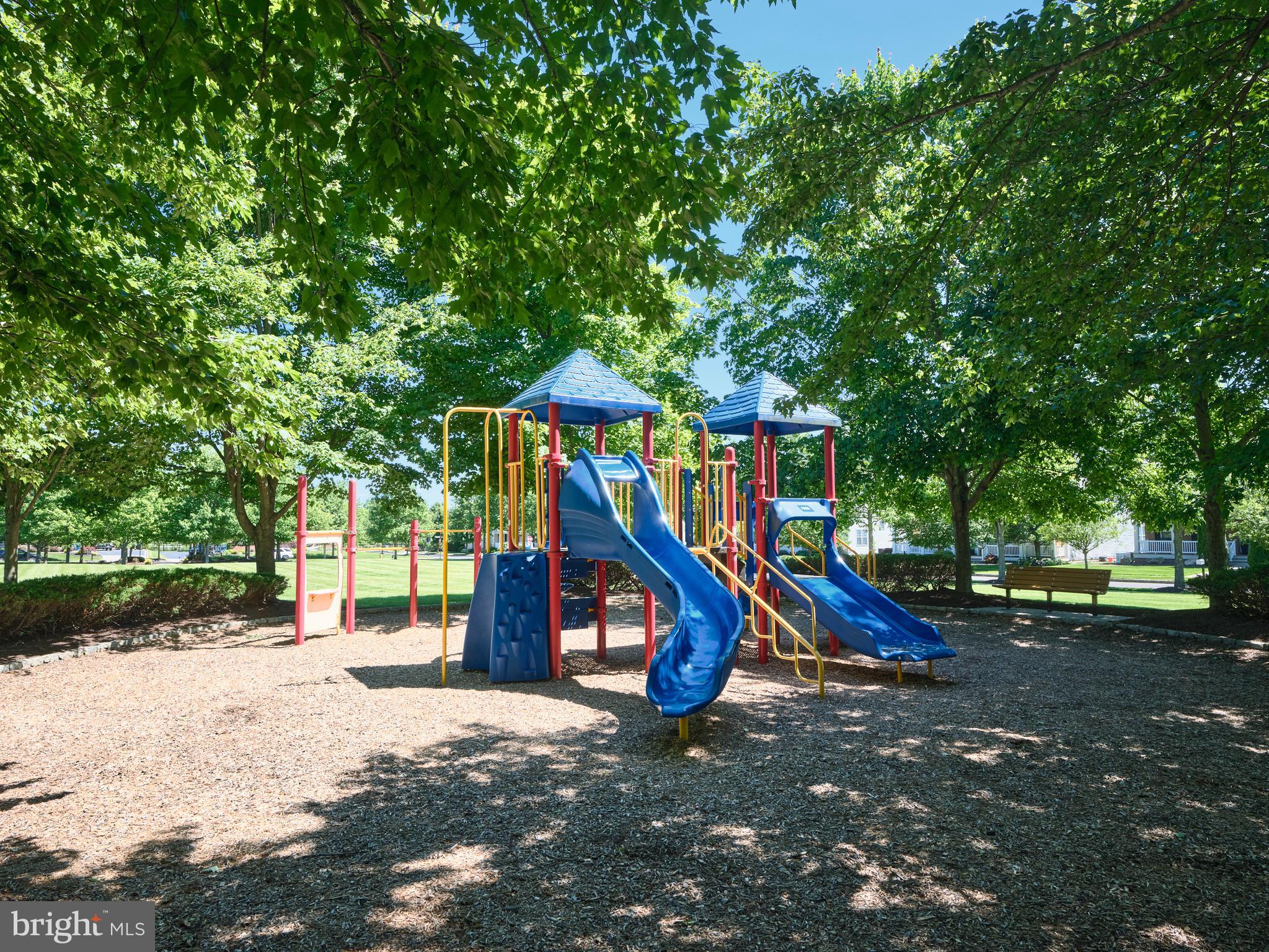 WINDSOR SQUARE - Residential