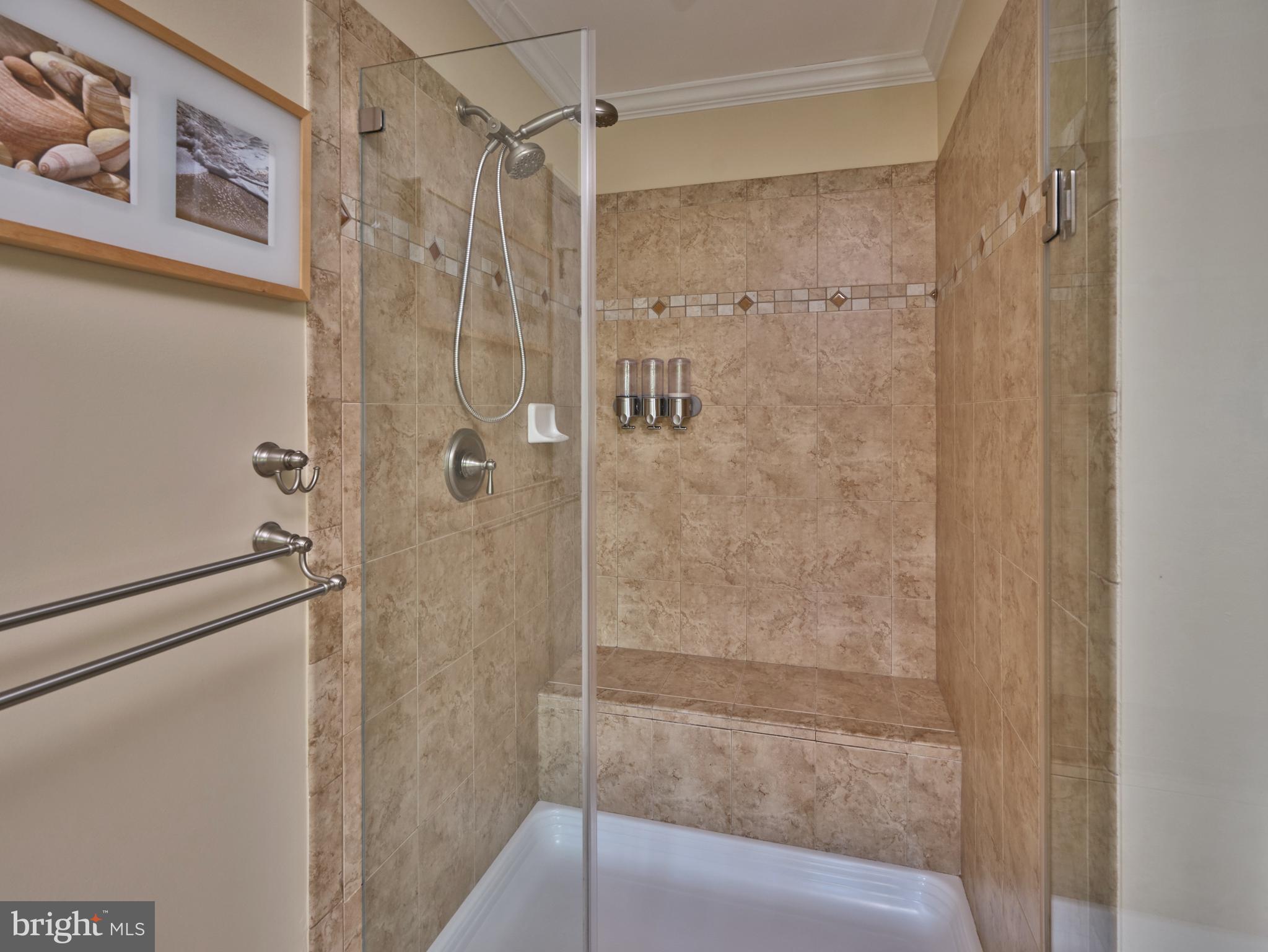 WINDSOR SQUARE - Residential