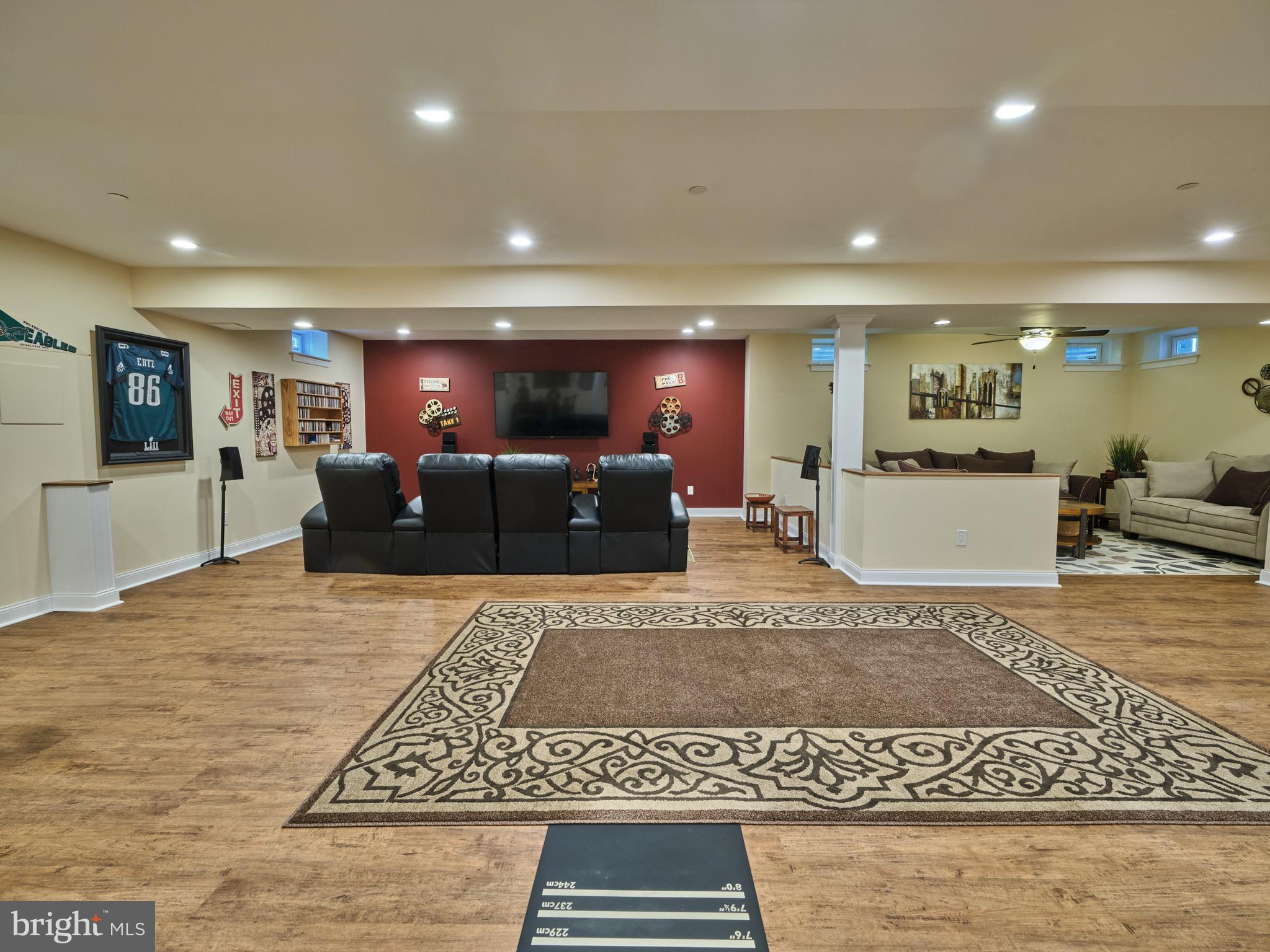 WINDSOR SQUARE - Residential