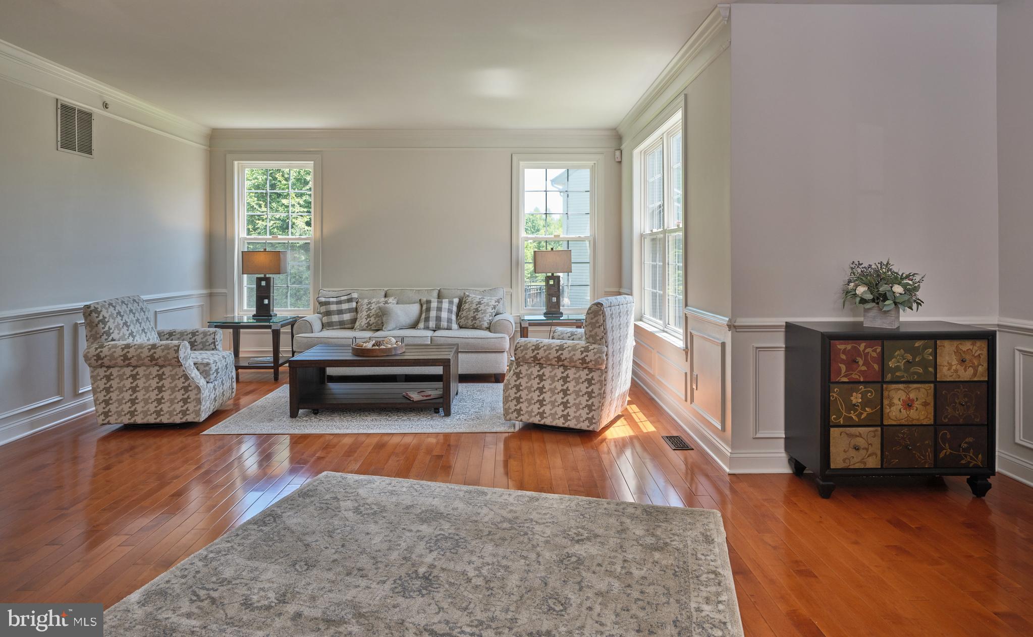 WINDSOR SQUARE - Residential