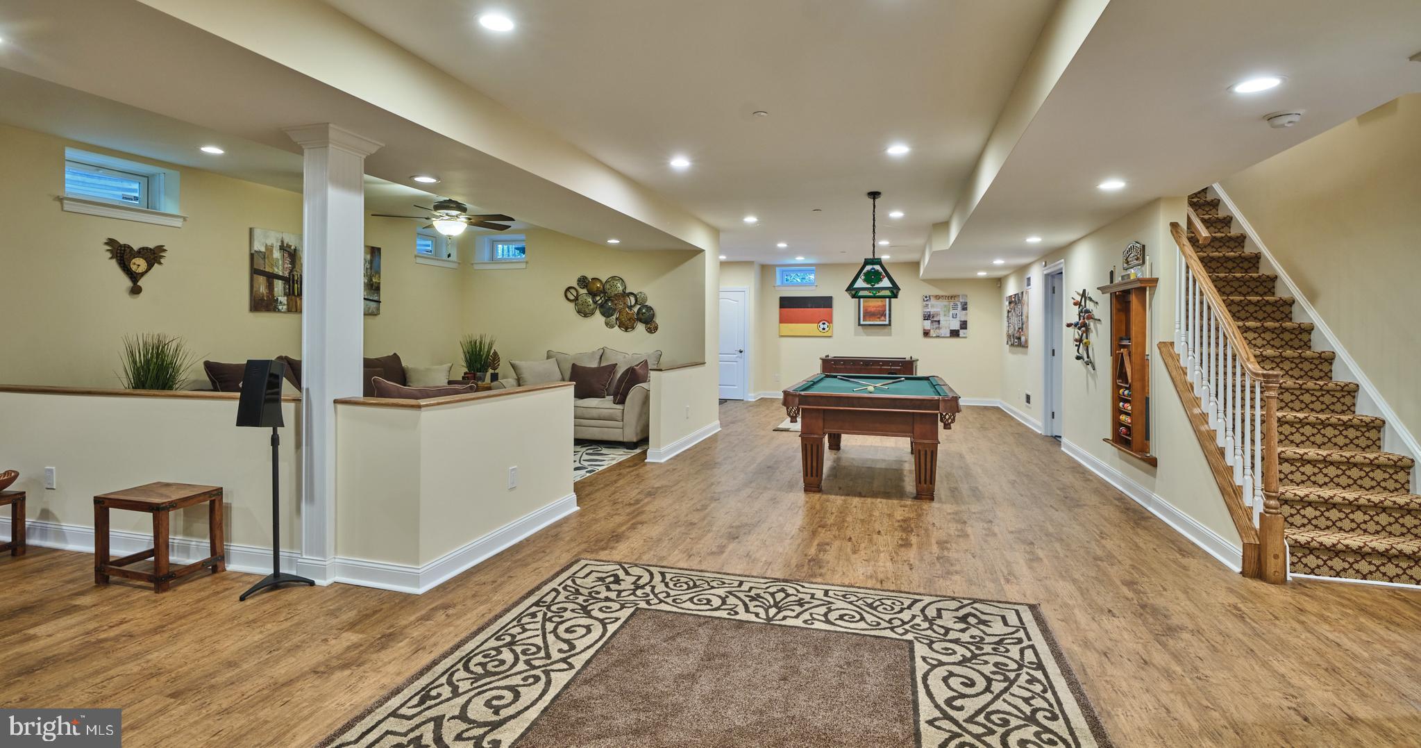 WINDSOR SQUARE - Residential