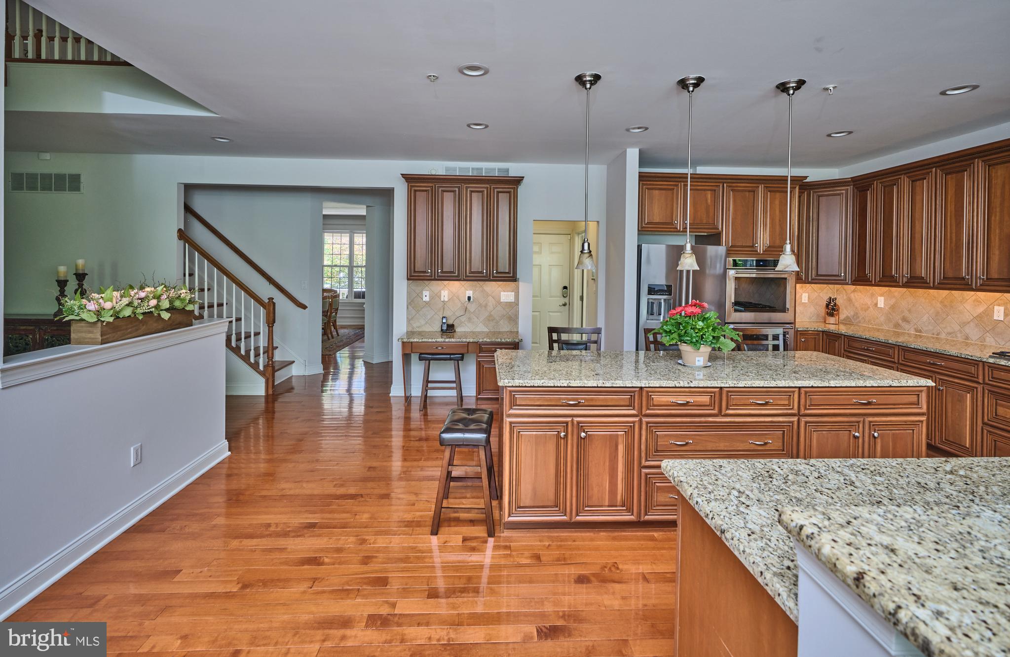 WINDSOR SQUARE - Residential