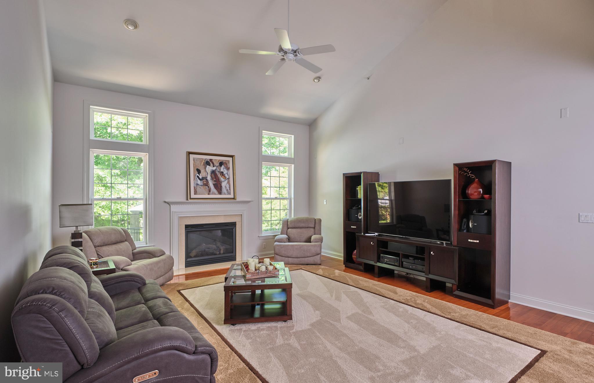 WINDSOR SQUARE - Residential