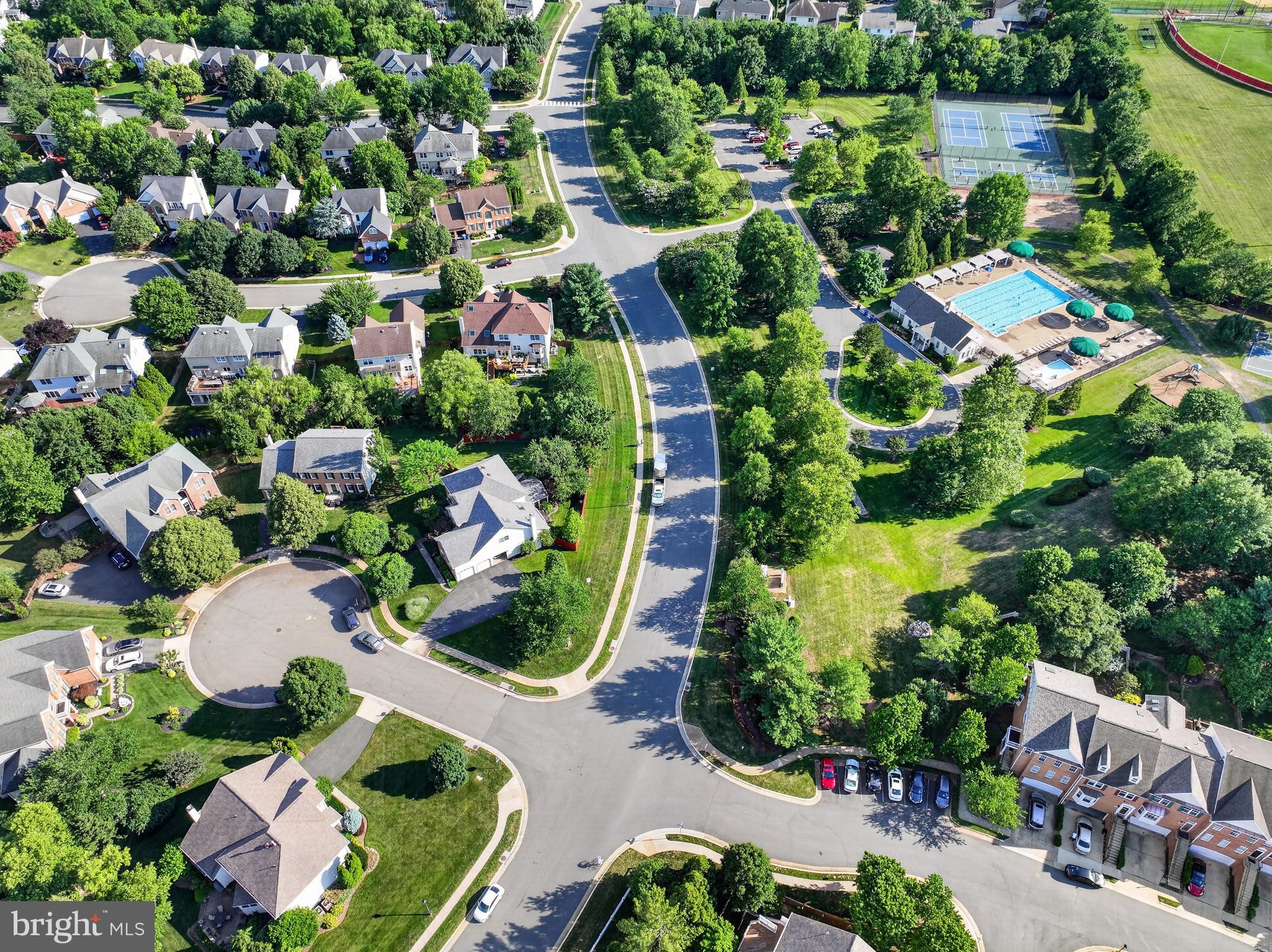 FARMWELL HUNT - Residential