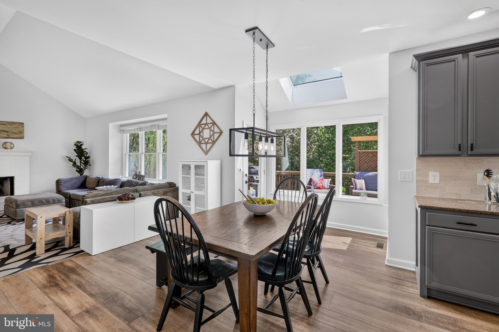 FARMWELL HUNT - Residential