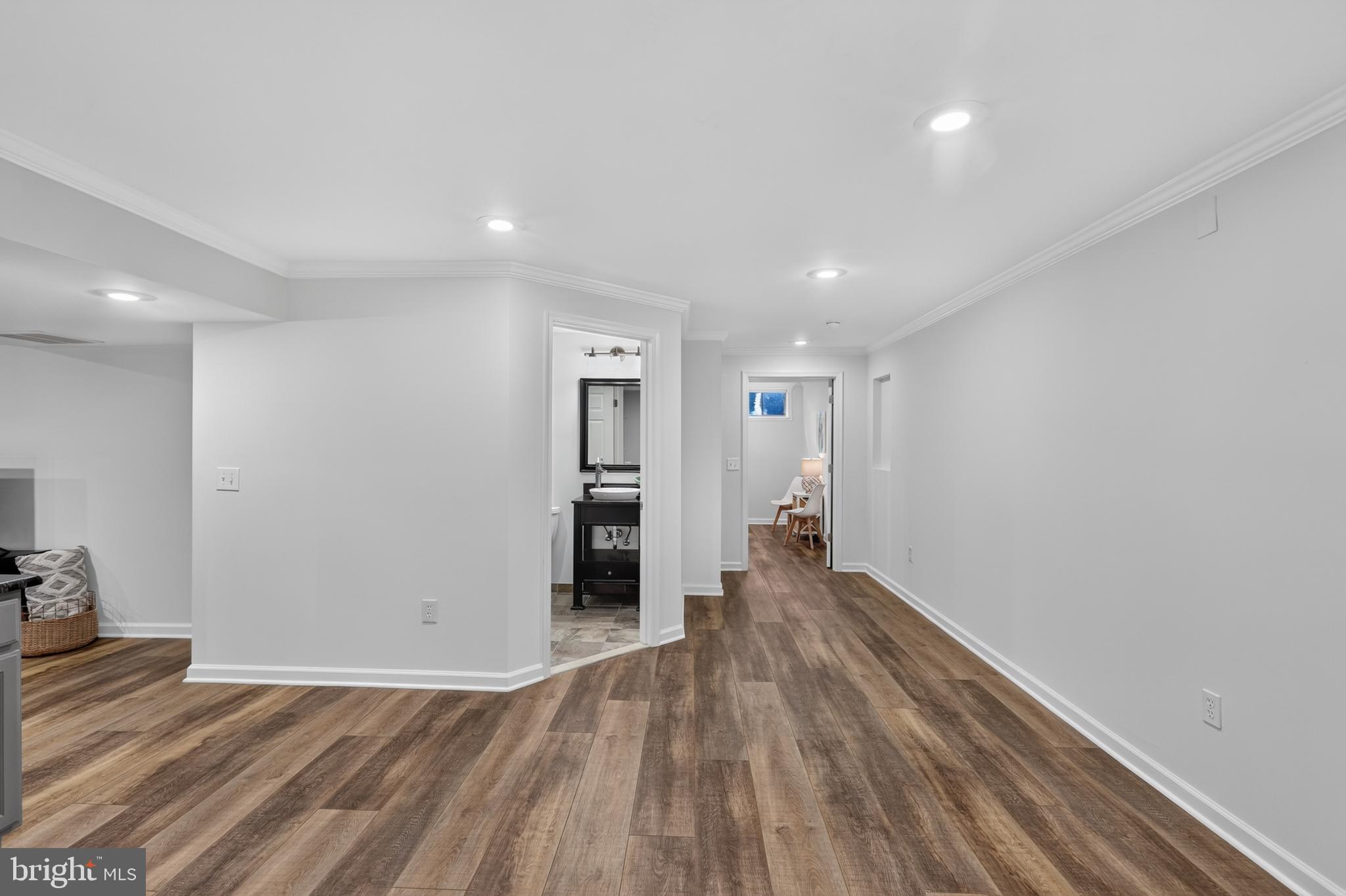 FARMWELL HUNT - Residential