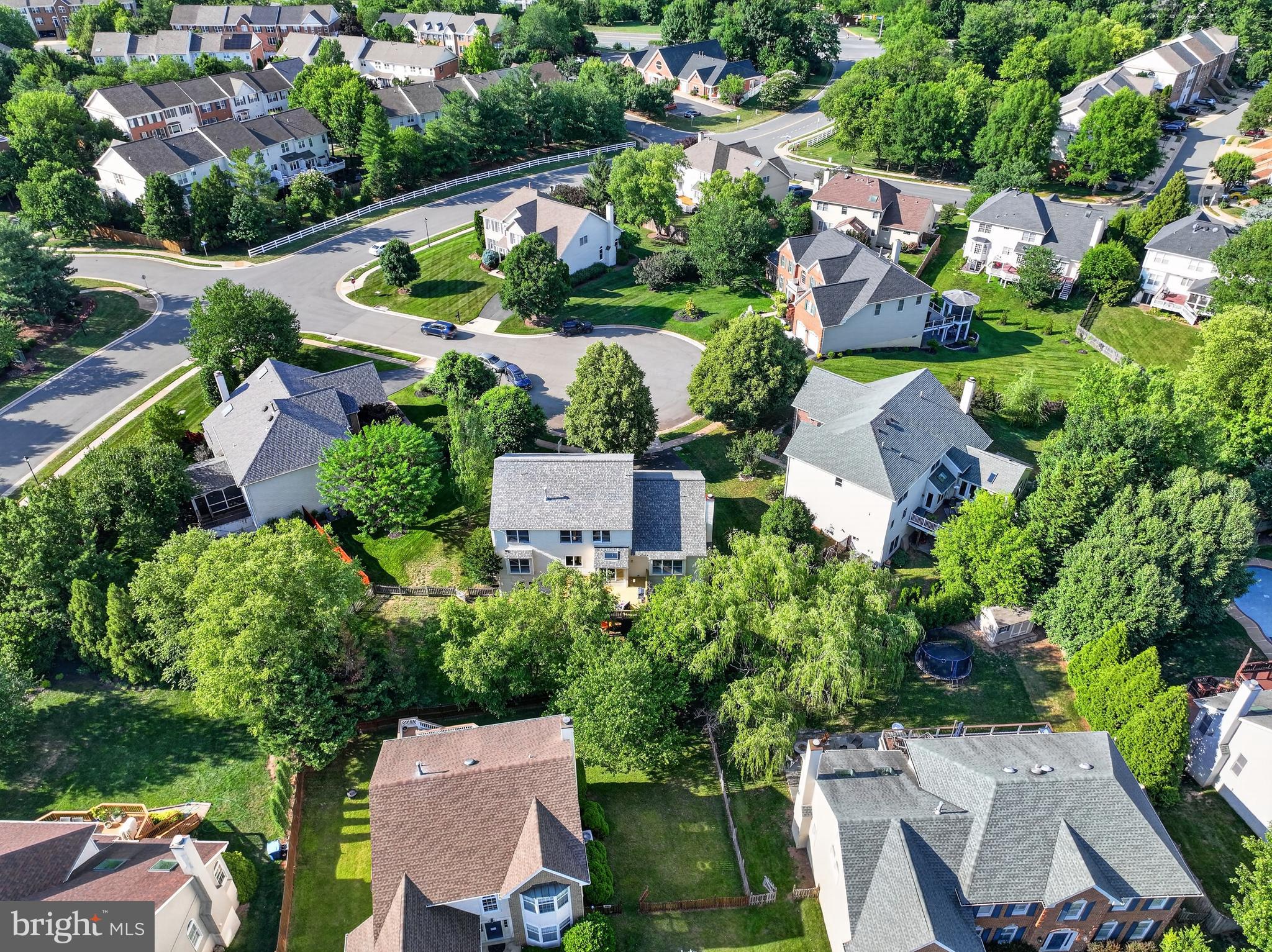 FARMWELL HUNT - Residential