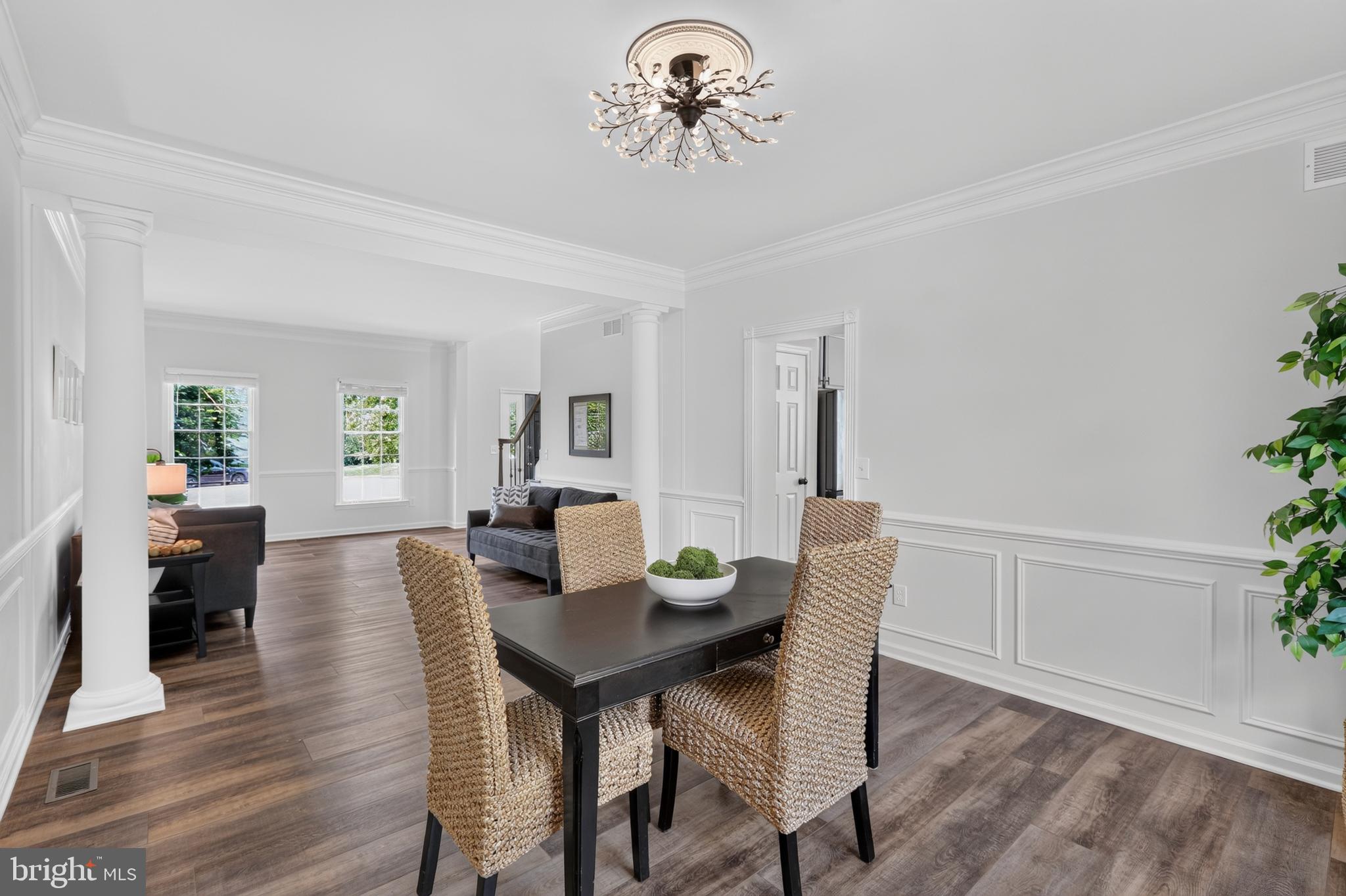 FARMWELL HUNT - Residential