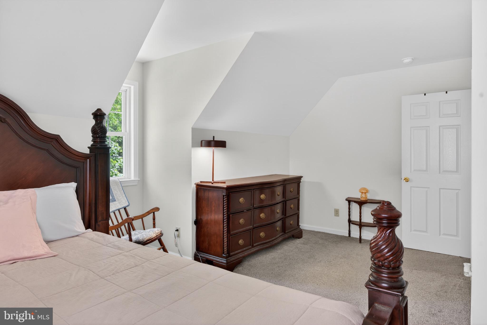 CHESAPEAKE LANDING - Residential