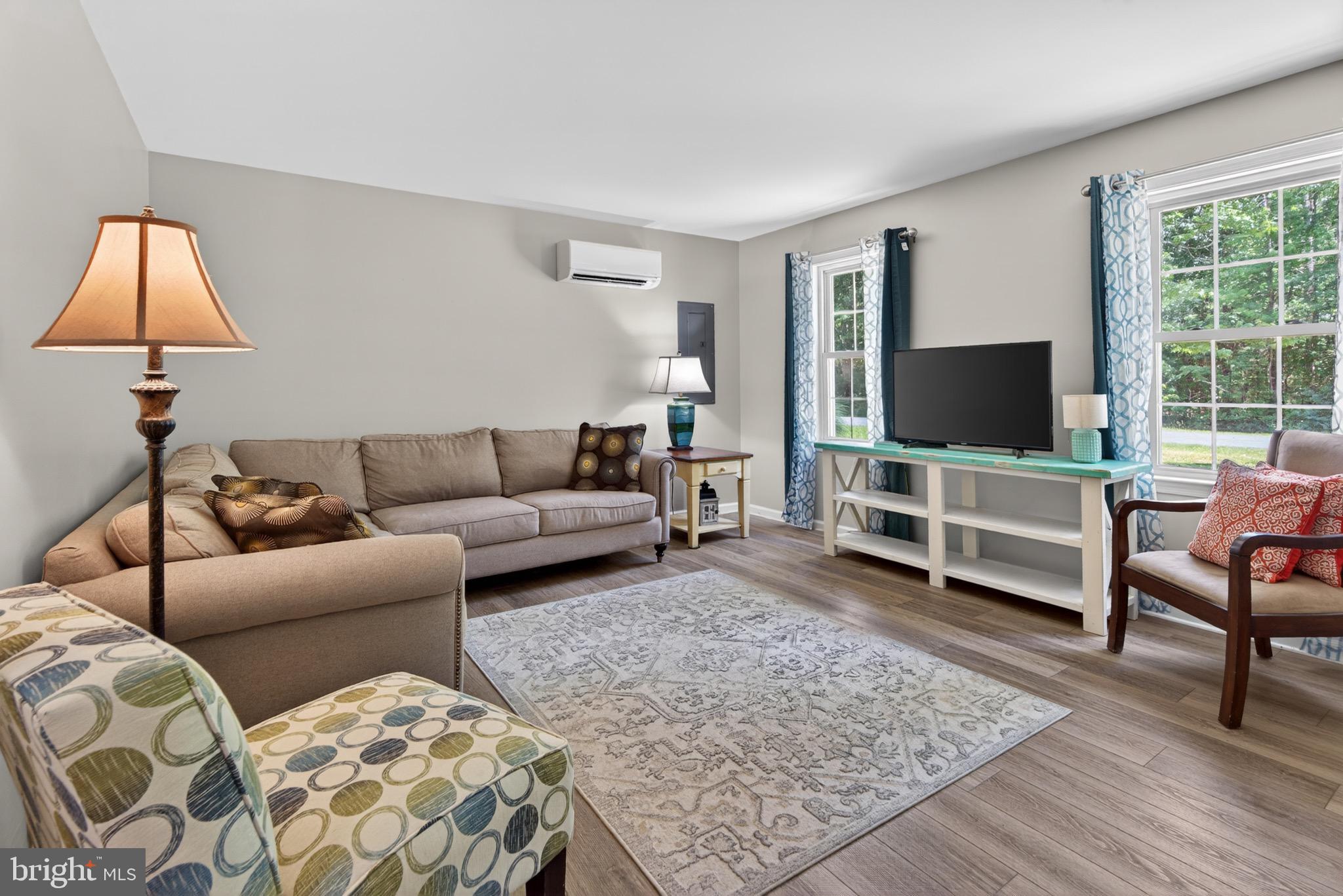 CHESAPEAKE LANDING - Residential