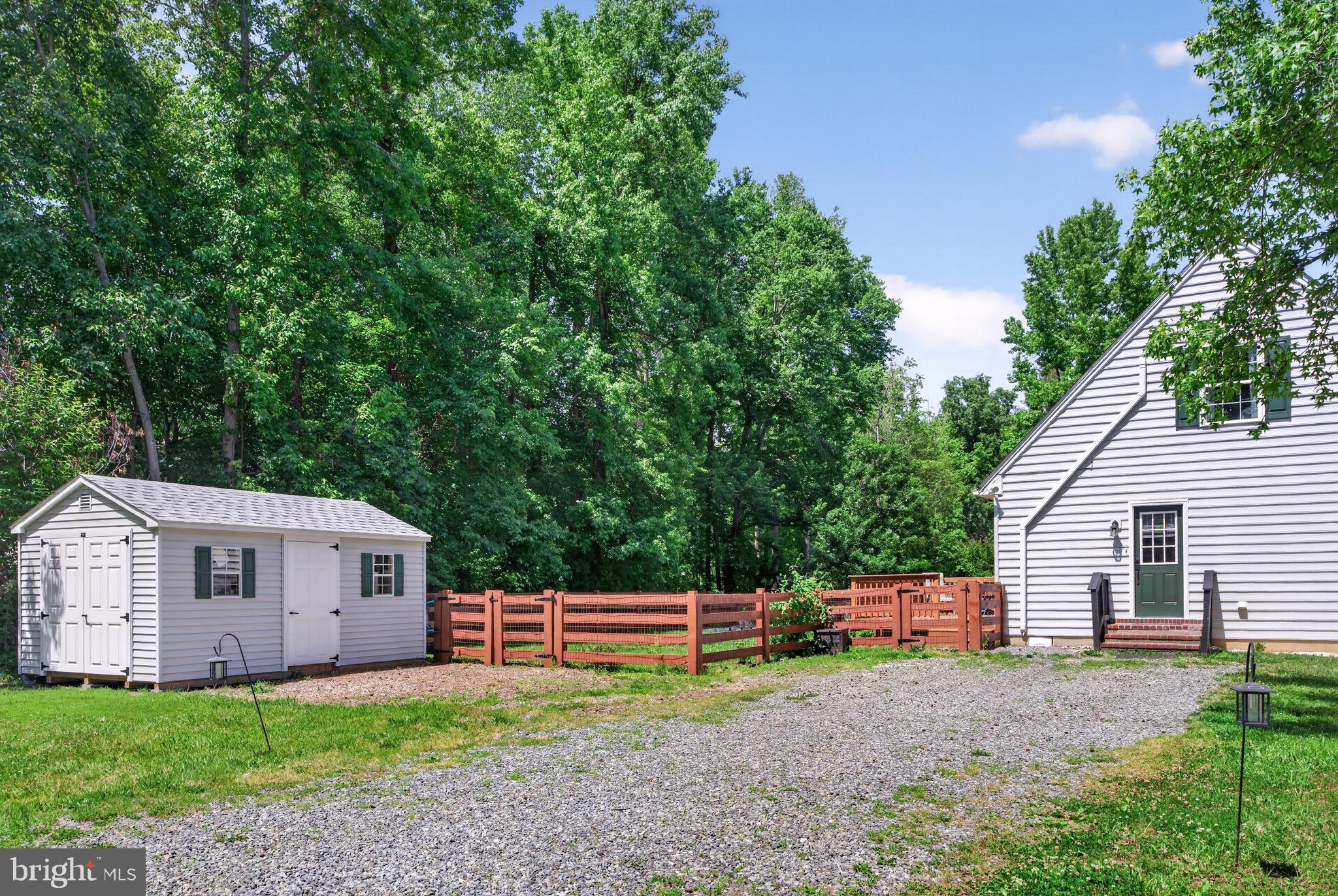 CHESAPEAKE LANDING - Residential