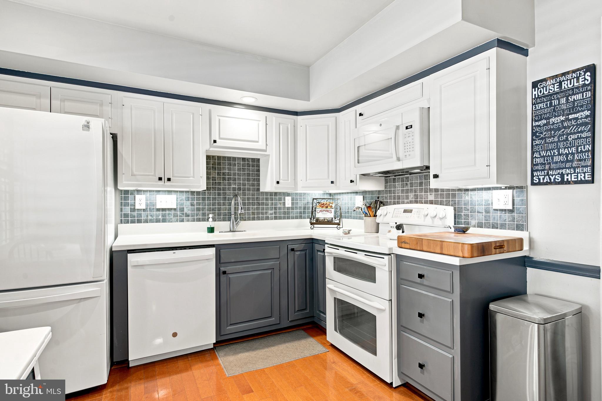 HERSHEYS MILL - Residential