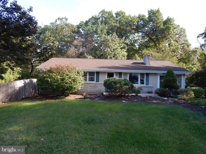 PICTURESQUE,PEACEFUL SETTING FOR 3 BEDROOM,2 BATH RANCH.CONVENIENT TO MAJOR HIGHWAY,MIDWAY  BETWEEN HARRISBURG & YORK.NEW ROOF W/ARCHITECTURAL SHINGLES-2014,NEWER DECK,EAT-IN KITCHEN,  FORMAL DINING RM,FAMILY RM,EXPOSED W.O.BASEMENT,DETACHED CARPORT.SITUATED ON 1 ACRE(2 LOTS),  PARTIALLY WOODED.ADDRESS IS "USDA"ELIGIBLE.(INGROUND POOL NON-FUNCTIONING).