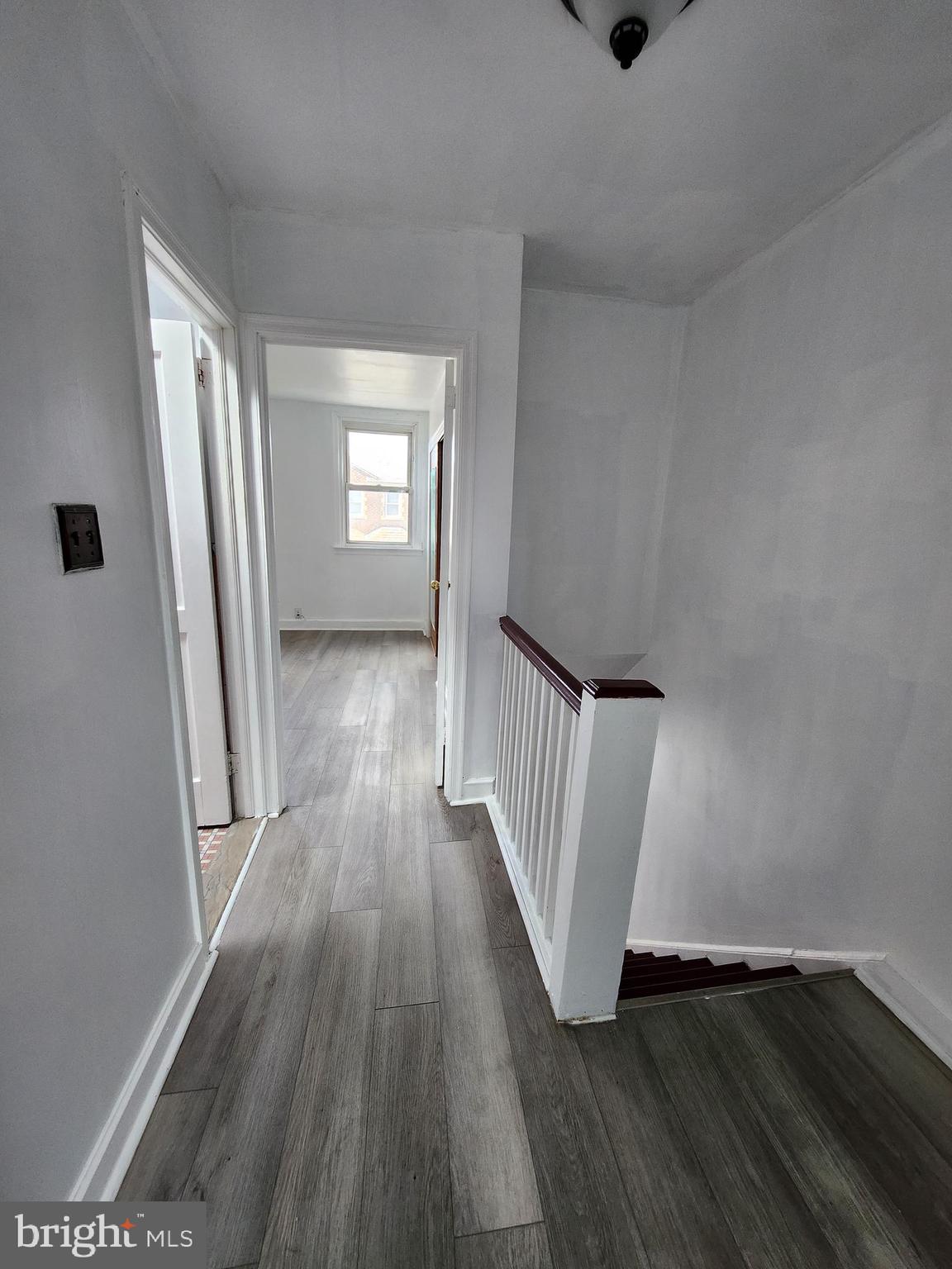 OXFORD CIRCLE - Residential