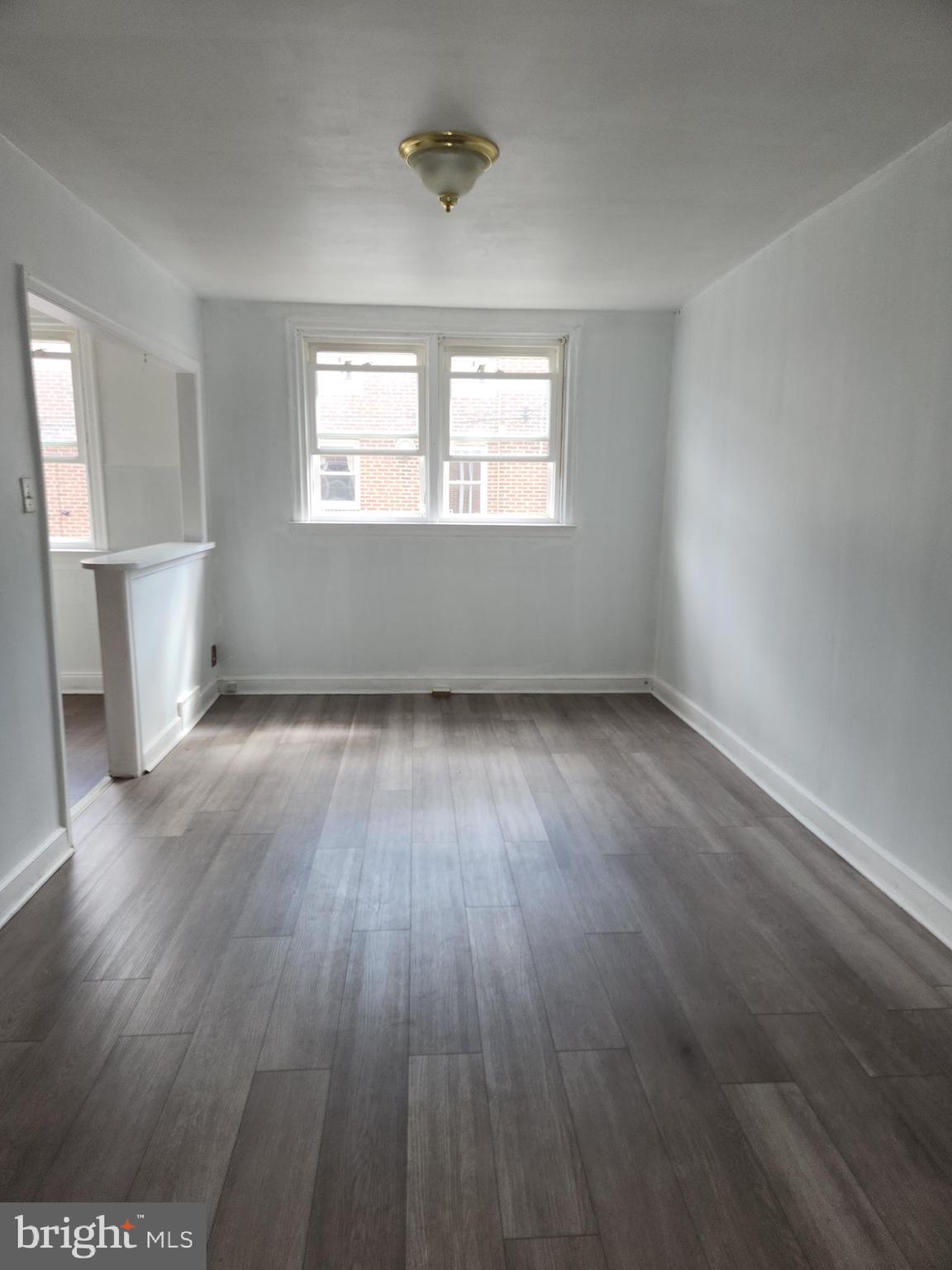 OXFORD CIRCLE - Residential