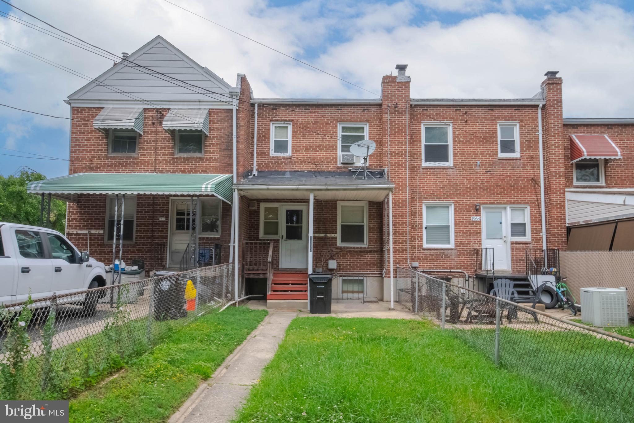 MERRITT HOMES - Residential