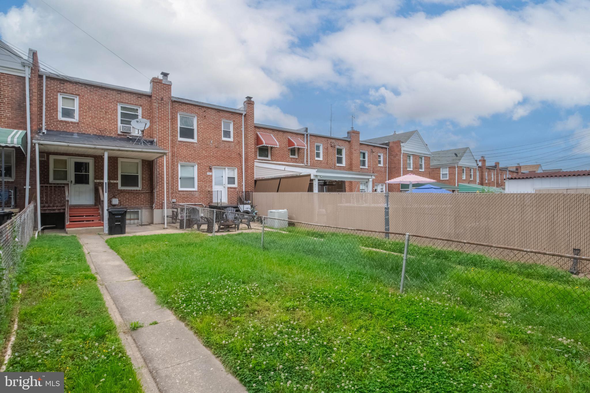 MERRITT HOMES - Residential