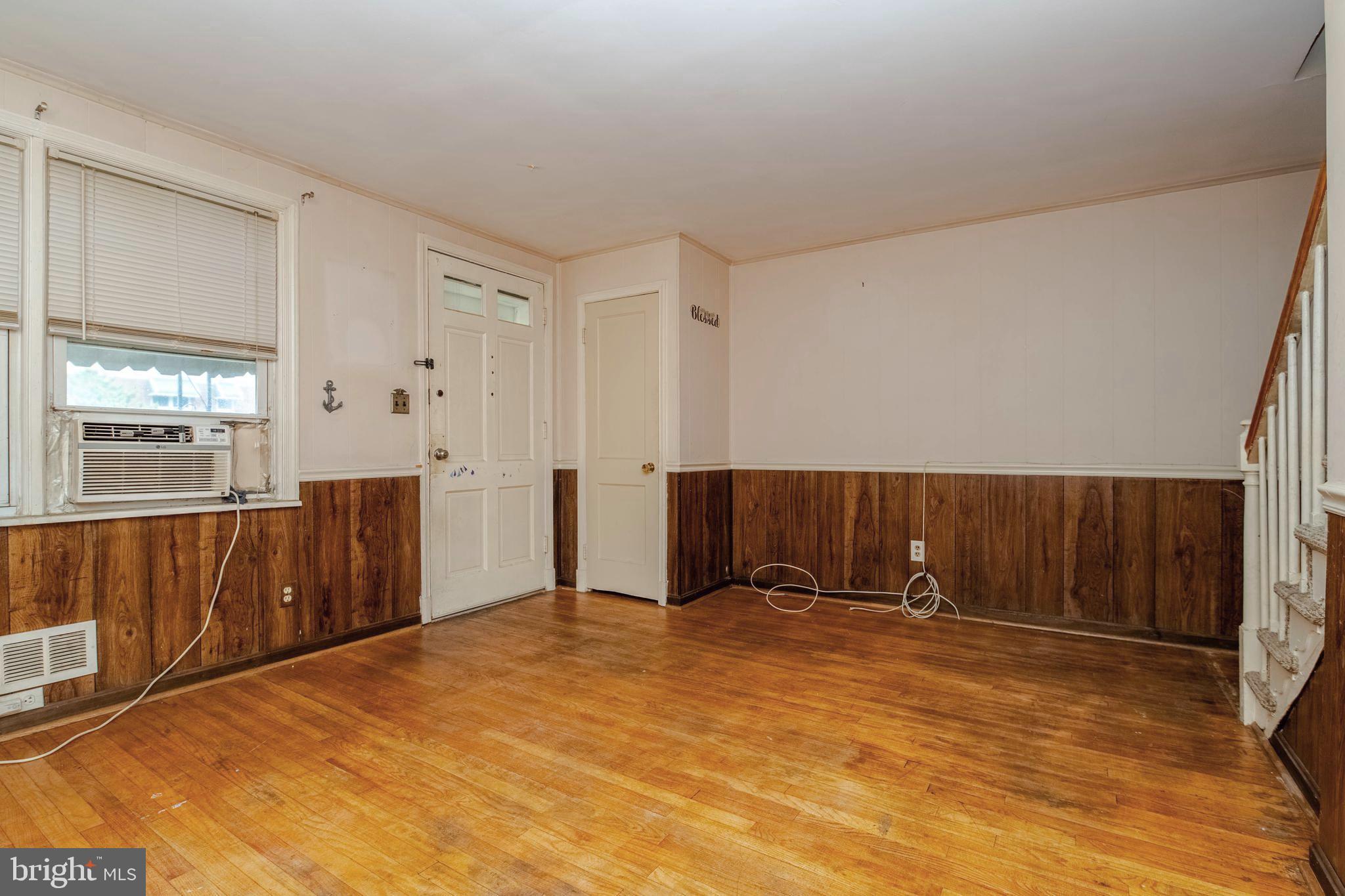MERRITT HOMES - Residential