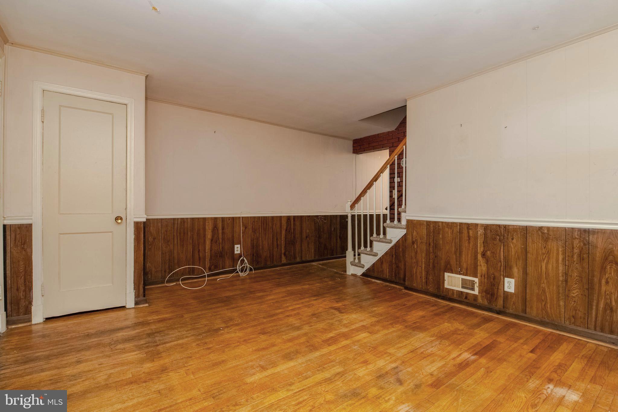MERRITT HOMES - Residential