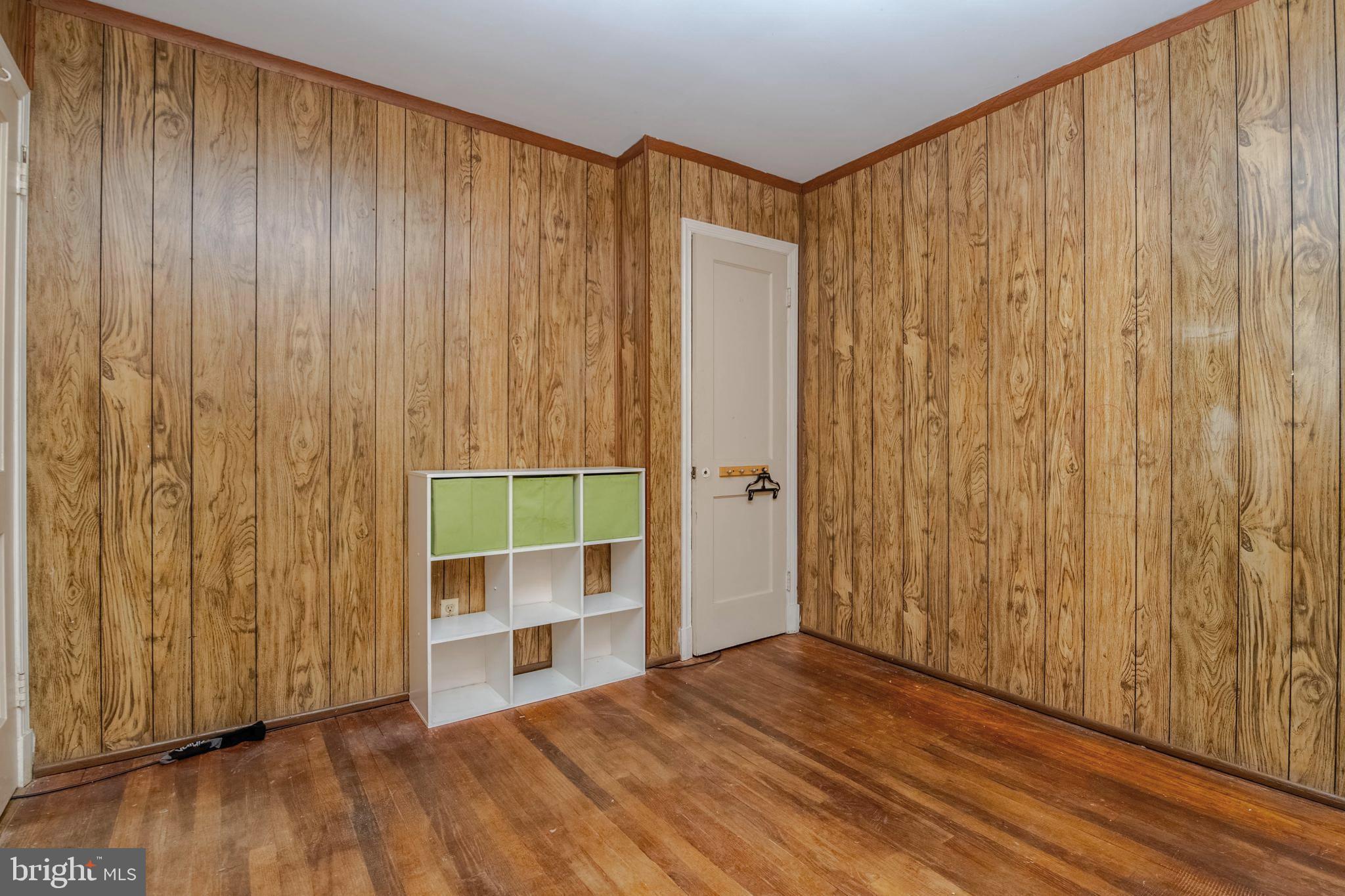 MERRITT HOMES - Residential