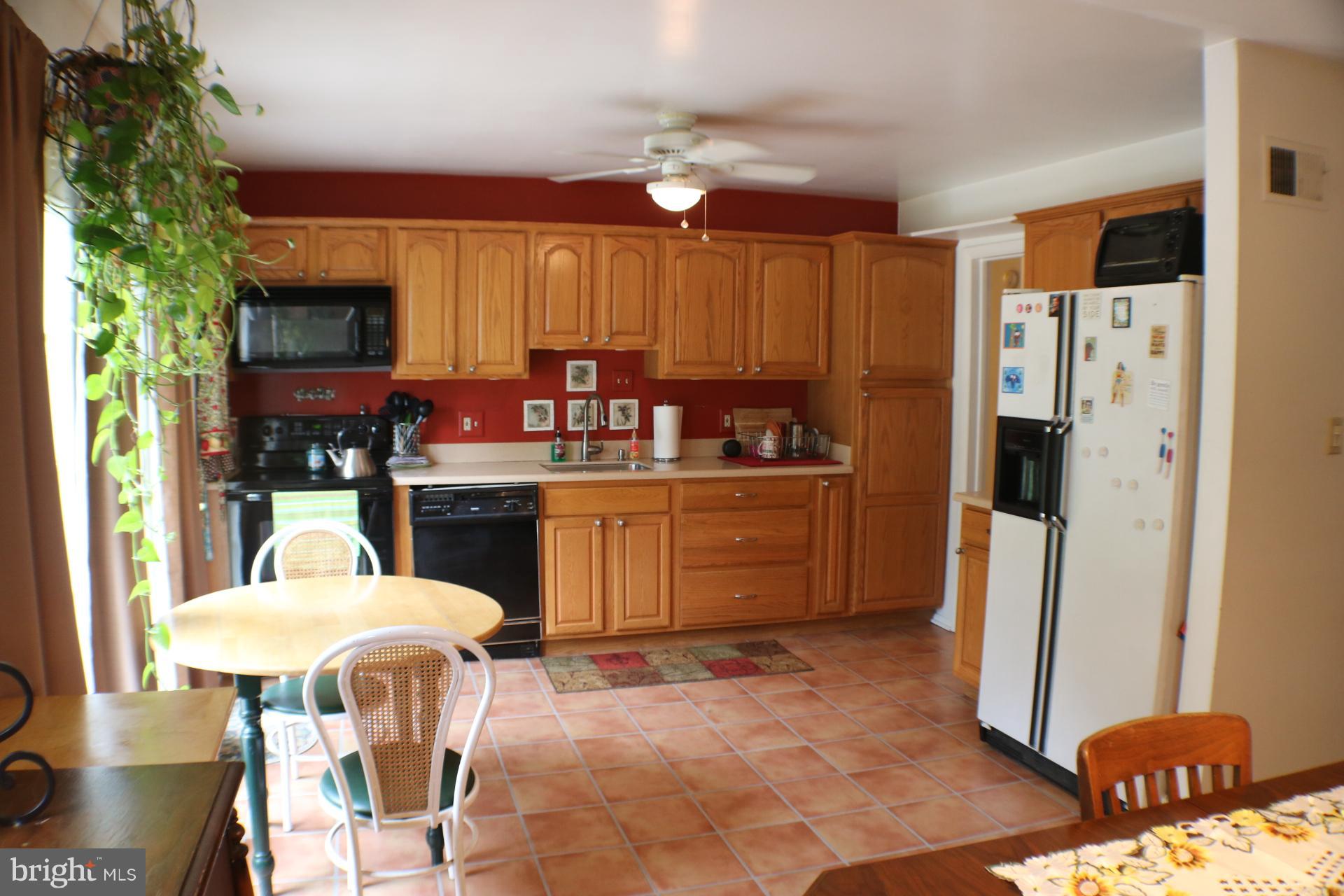 KNOLLWOOD ESTATES - Residential