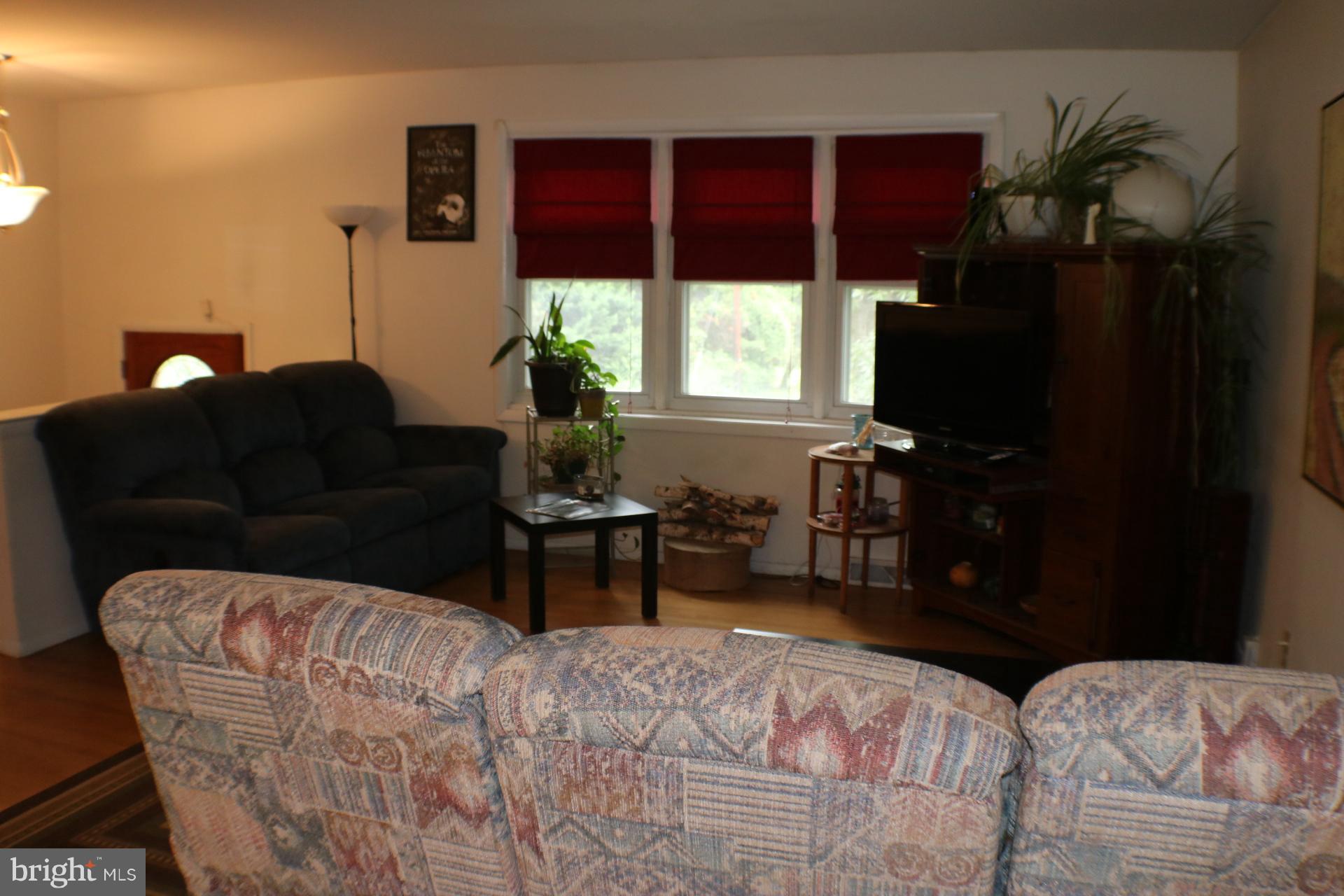KNOLLWOOD ESTATES - Residential