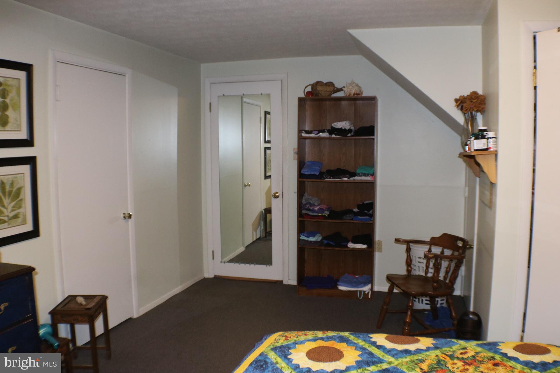 KNOLLWOOD ESTATES - Residential