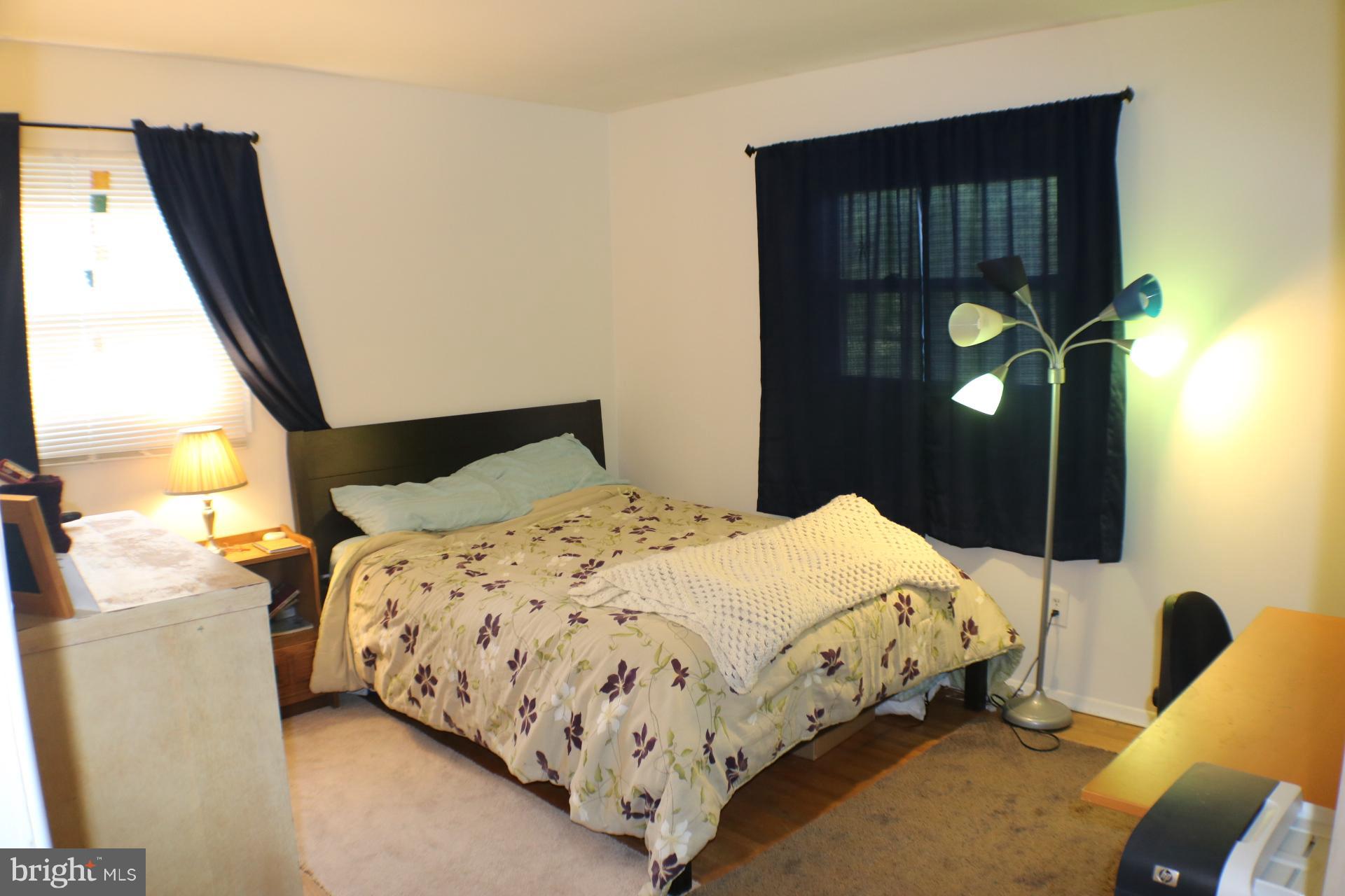 KNOLLWOOD ESTATES - Residential