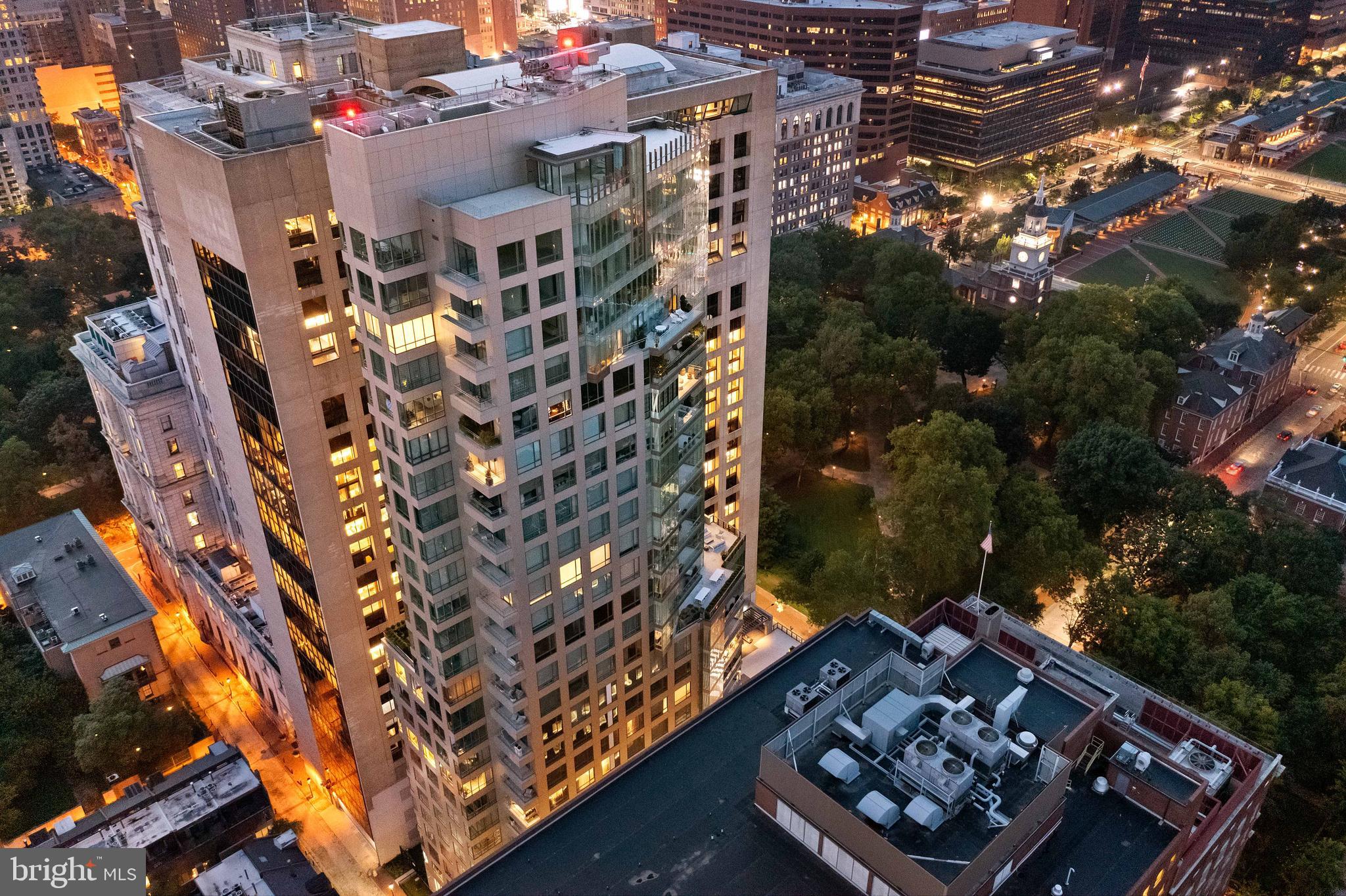 WASHINGTON SQ - Residential