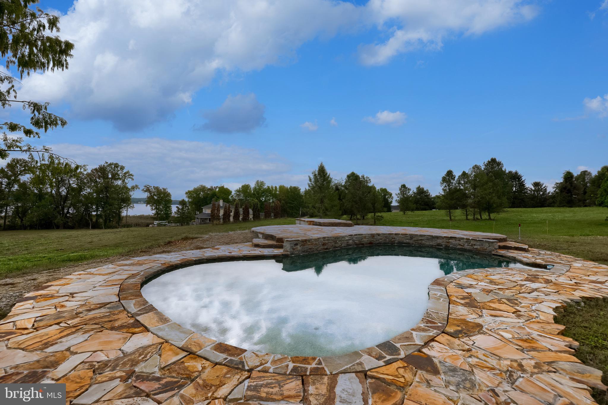 ELK RIVER - Residential