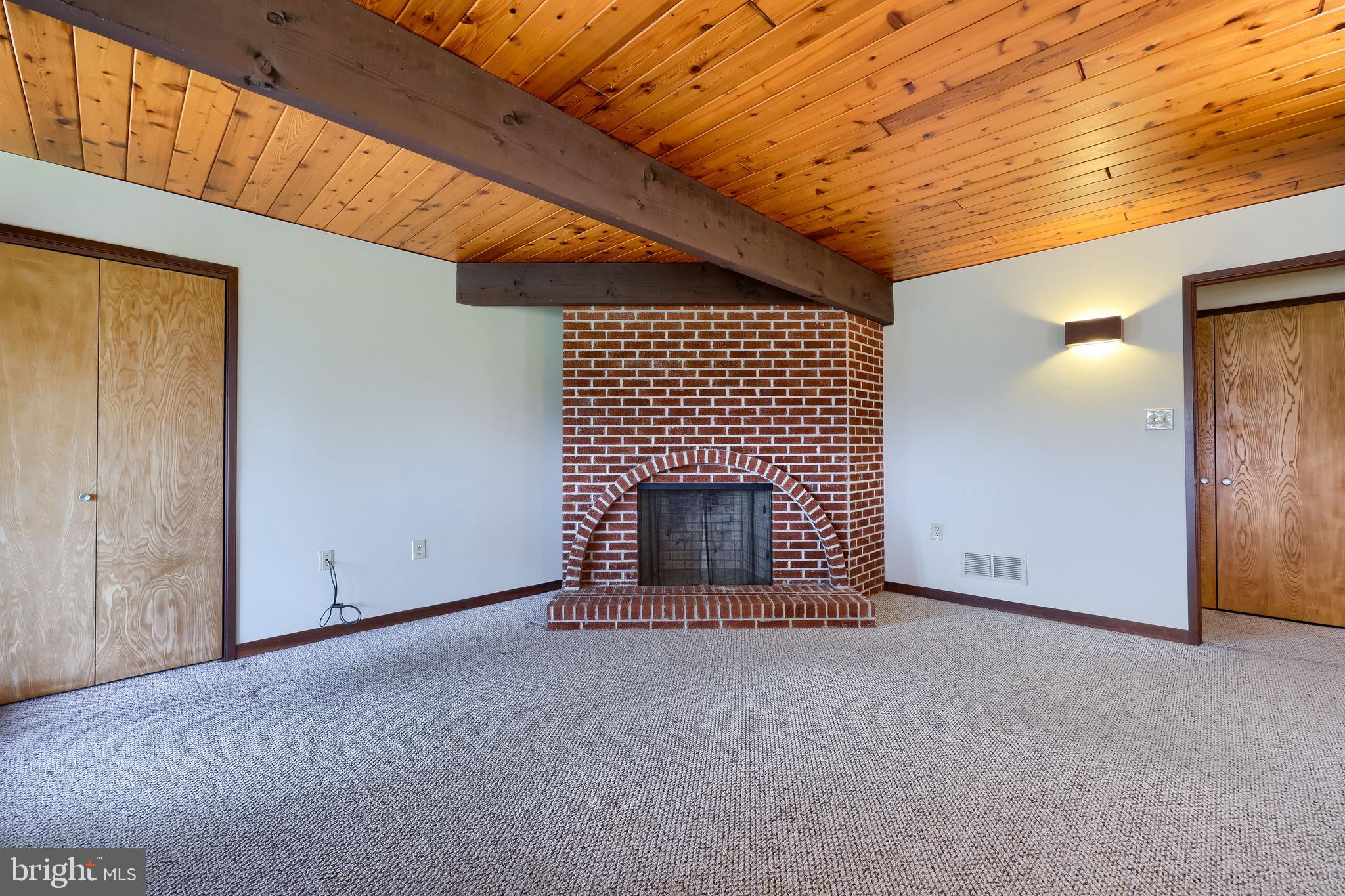 ELK RIVER - Residential