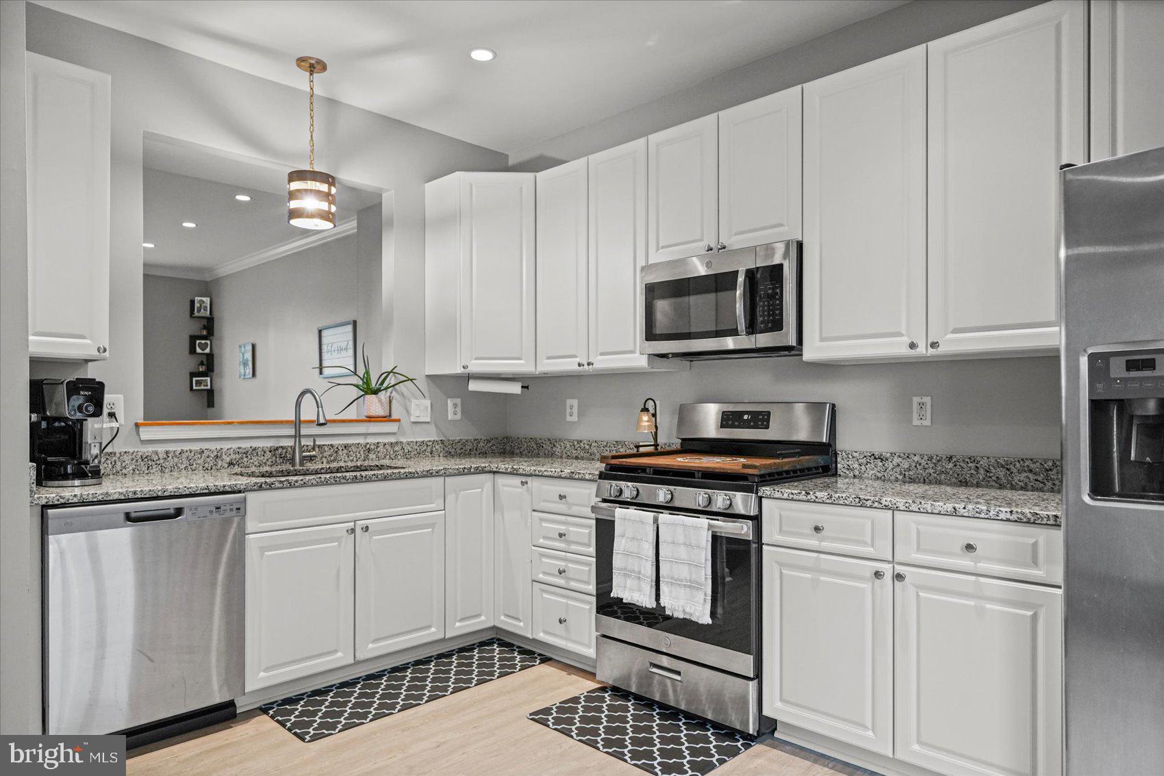 HICKORY OVERLOOK - Residential