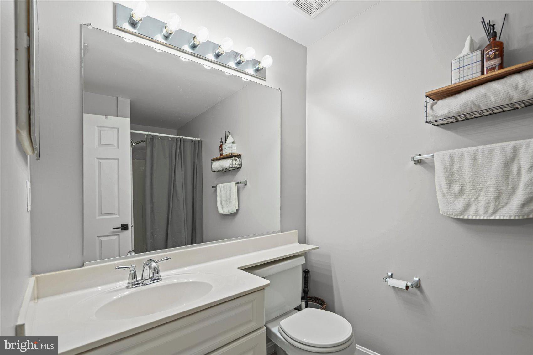 HICKORY OVERLOOK - Residential
