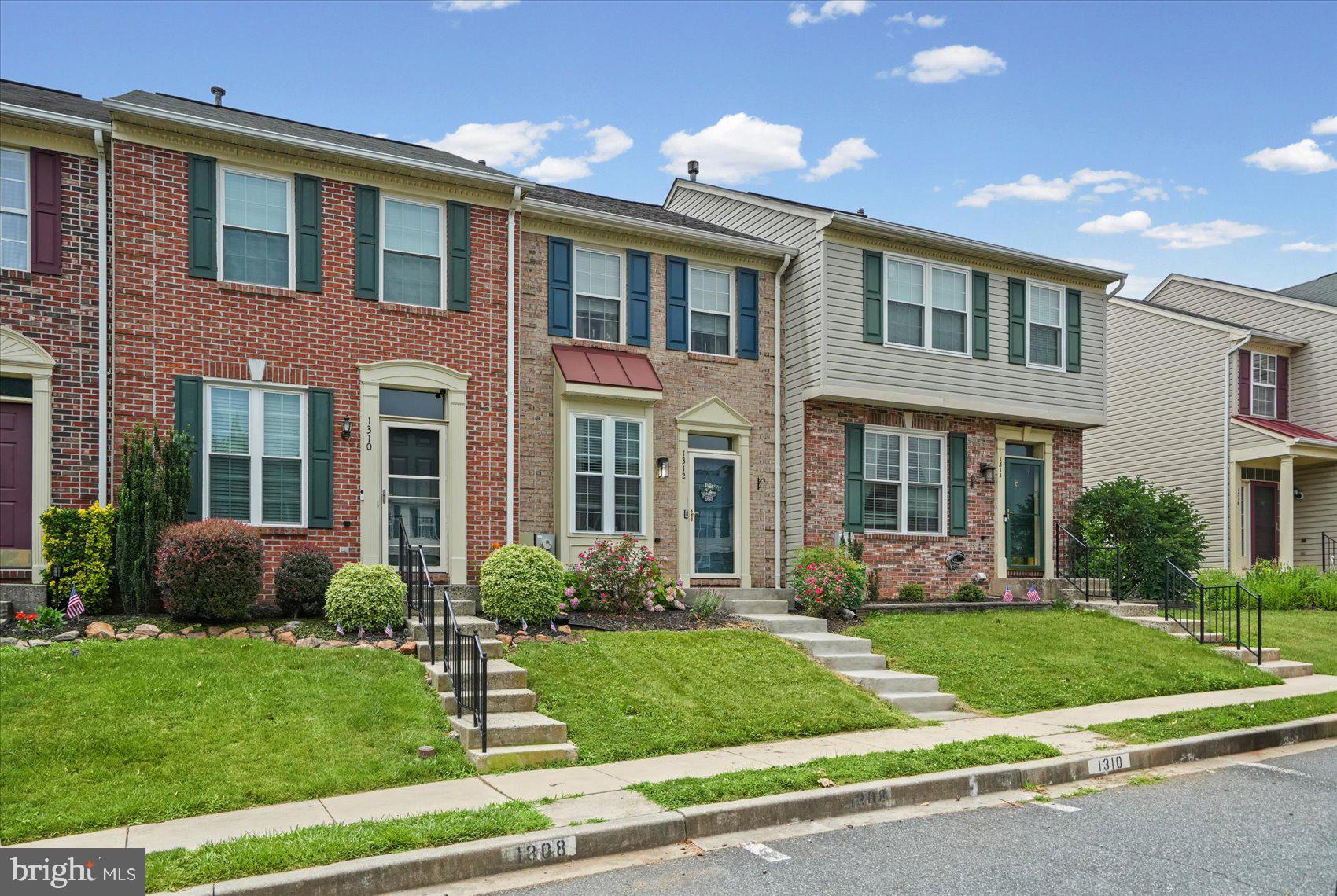 HICKORY OVERLOOK - Residential