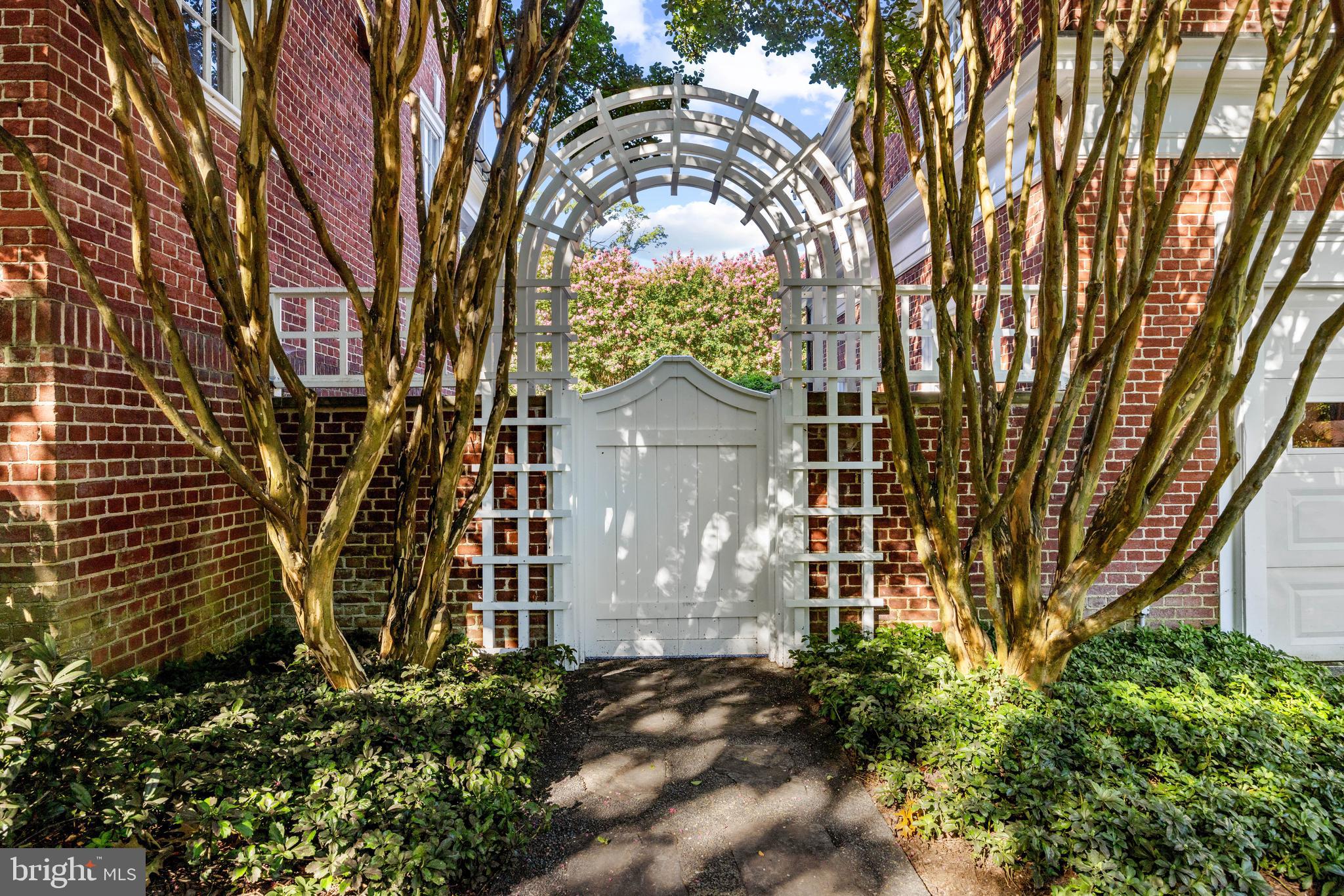 GUILFORD - Residential