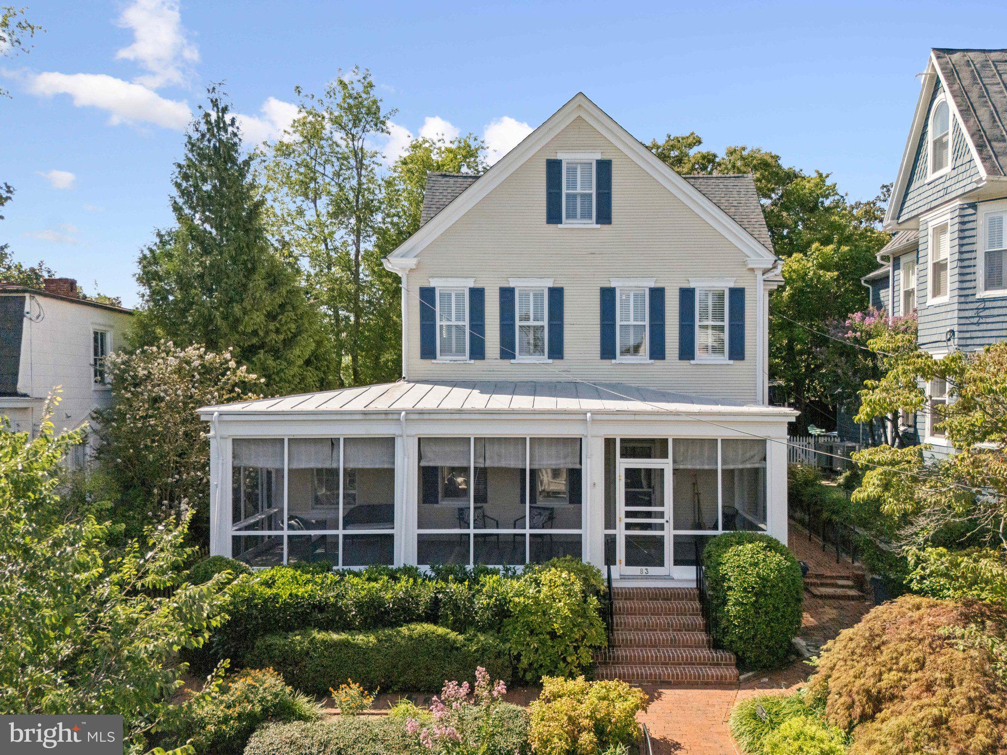 HISTORIC DISTRICT - Residential