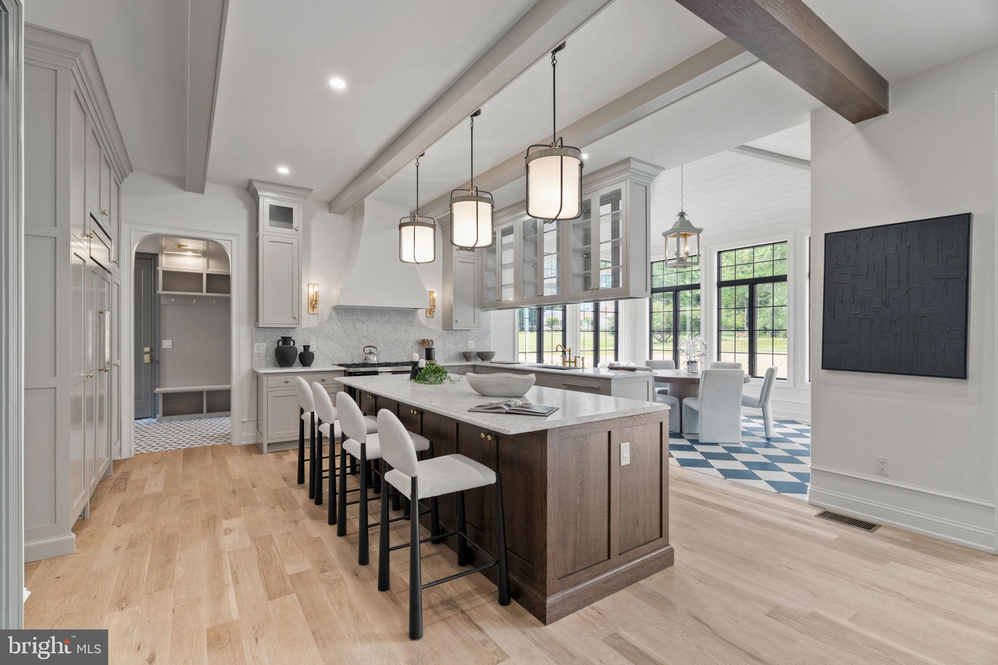 VALENTINE ESTS - Residential