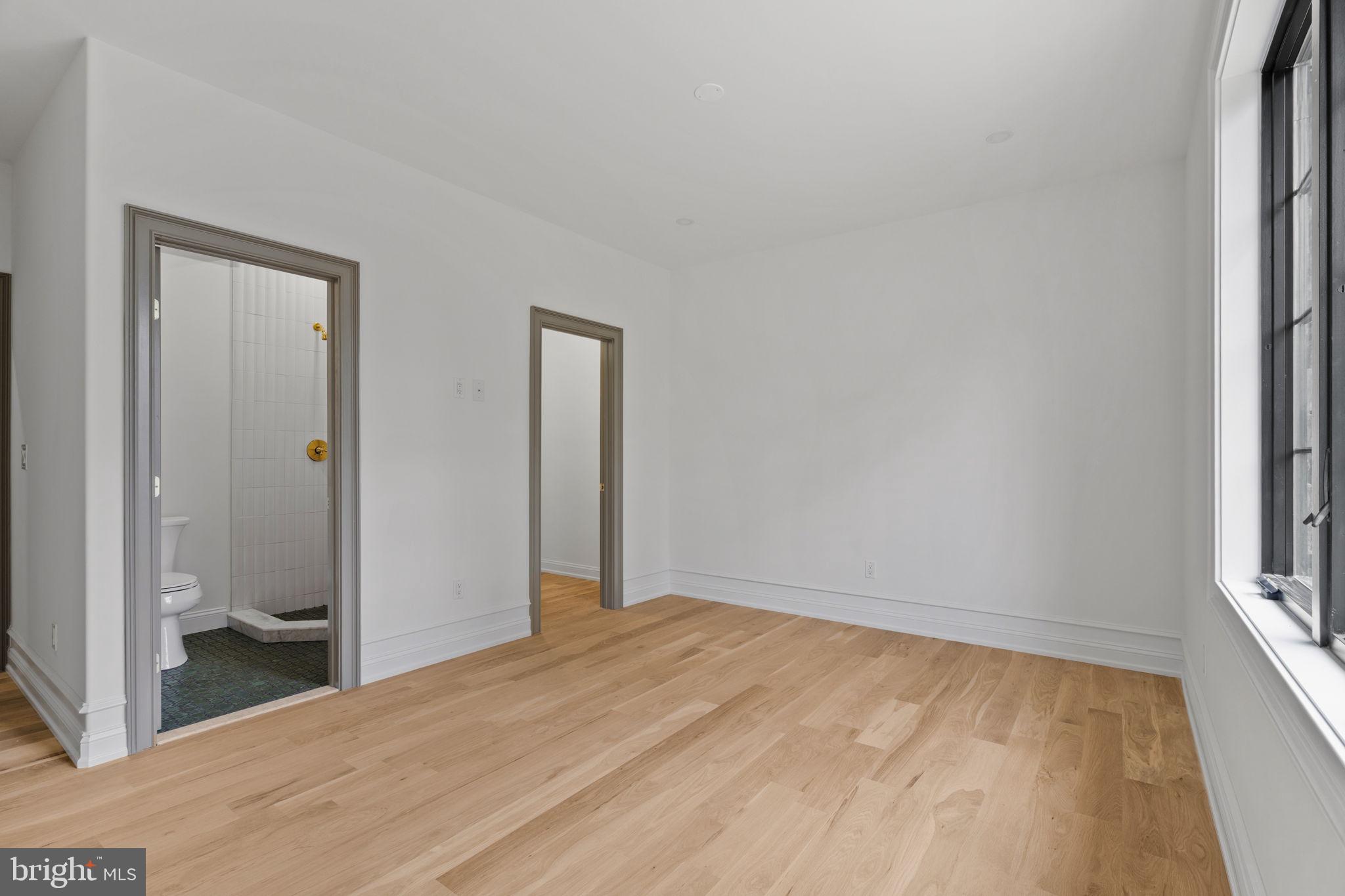 VALENTINE ESTS - Residential