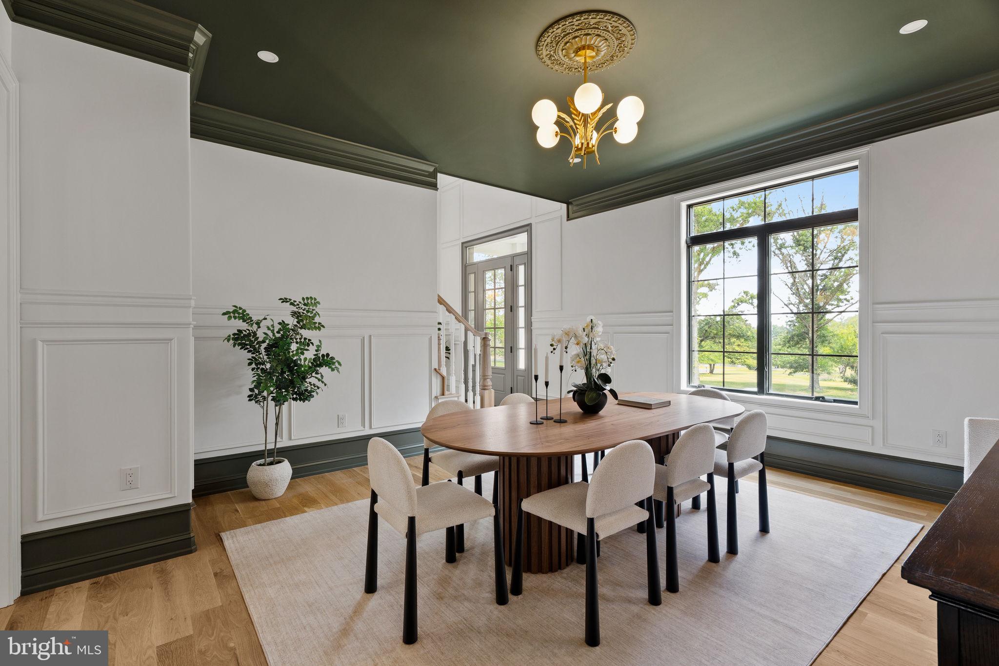 VALENTINE ESTS - Residential