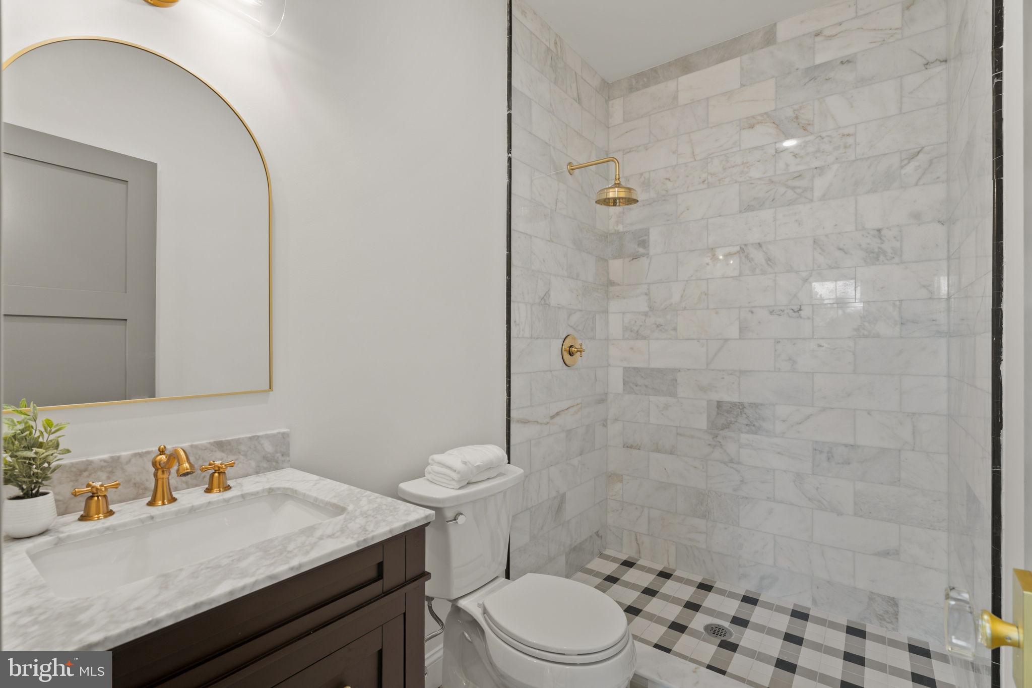 VALENTINE ESTS - Residential
