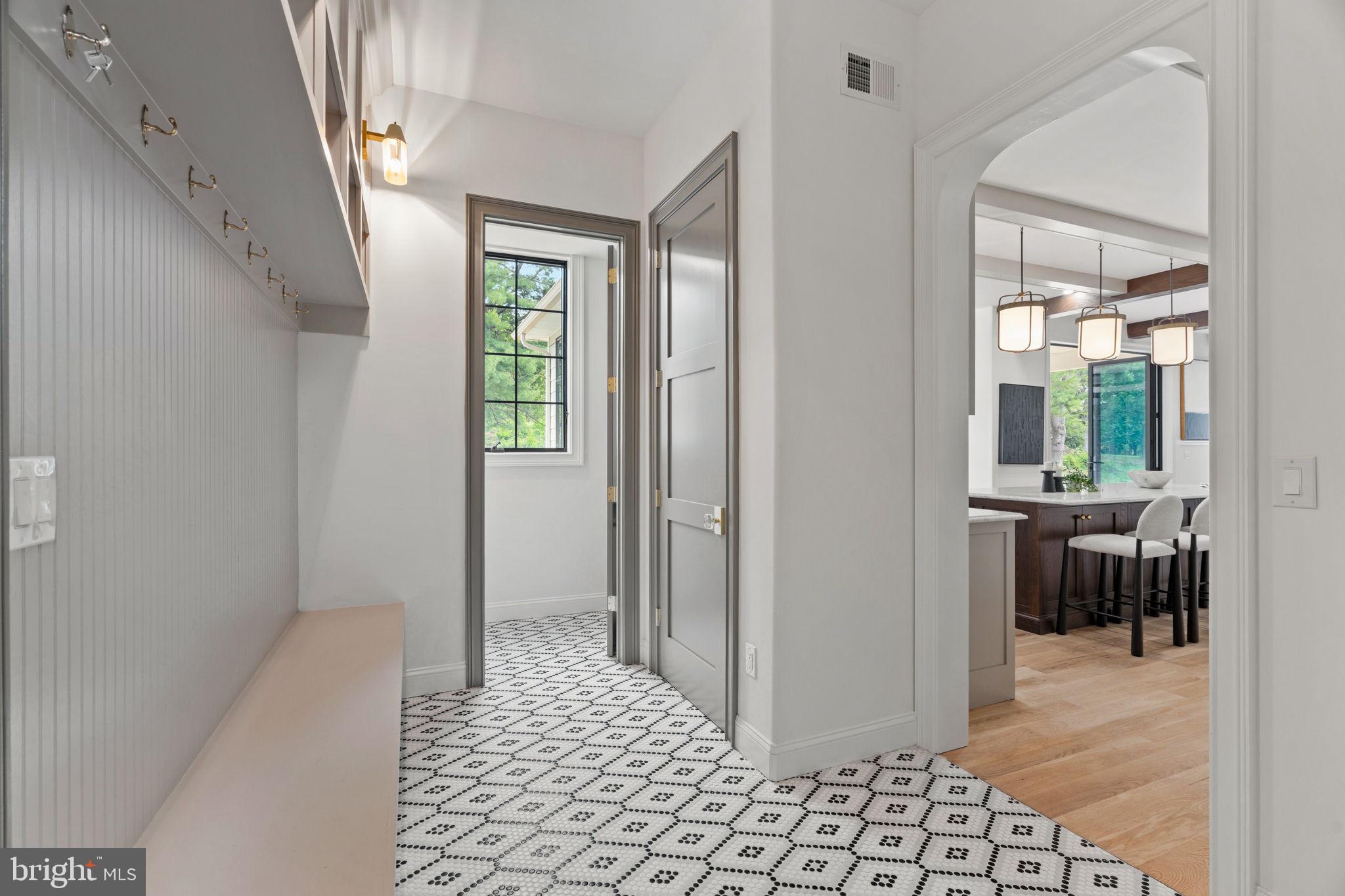 VALENTINE ESTS - Residential