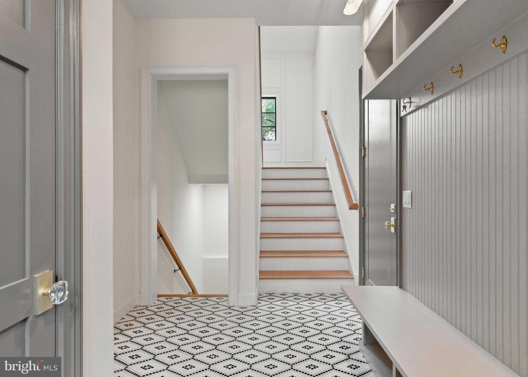 VALENTINE ESTS - Residential