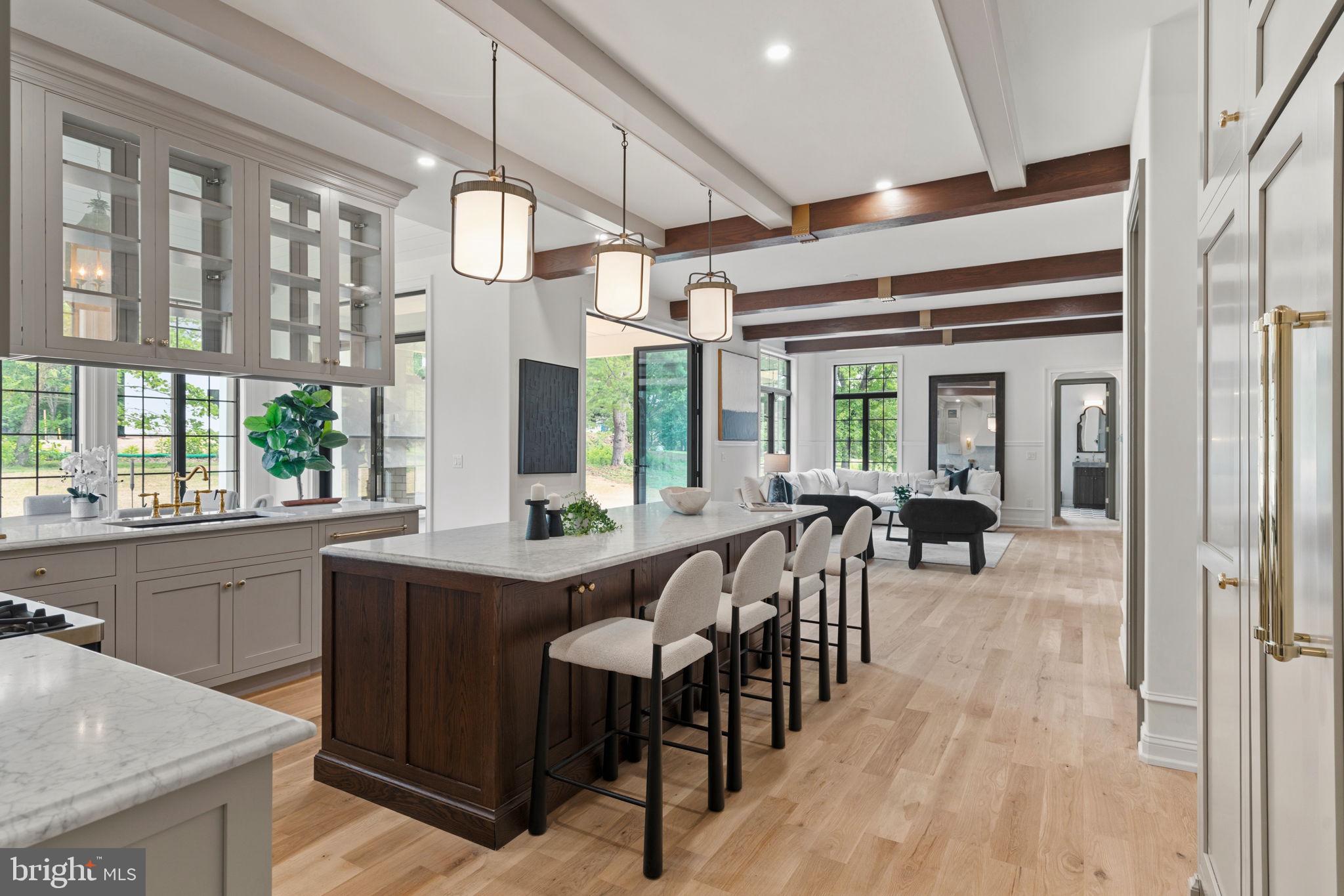 VALENTINE ESTS - Residential
