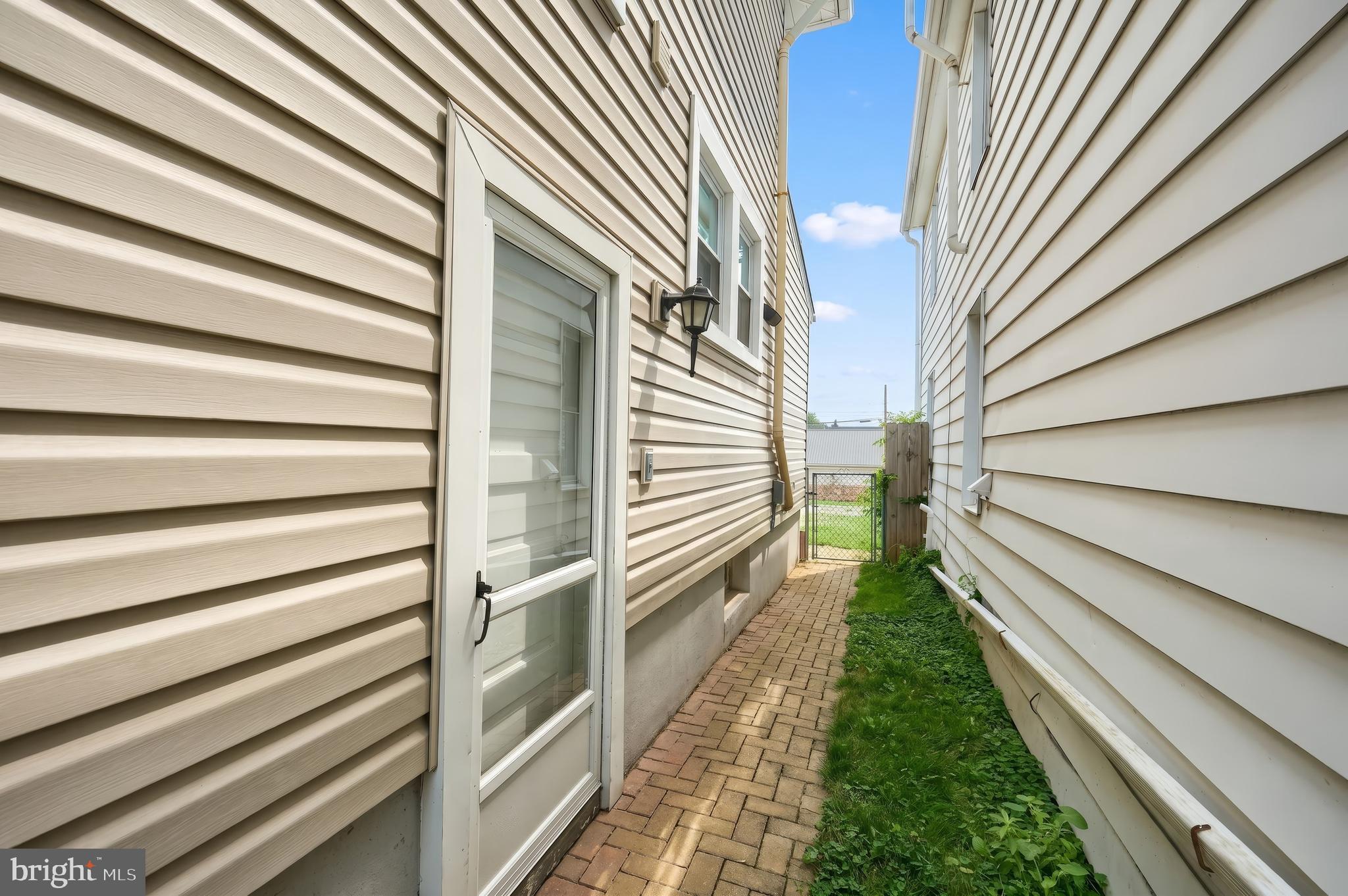 SOUTH HANOVER - Residential