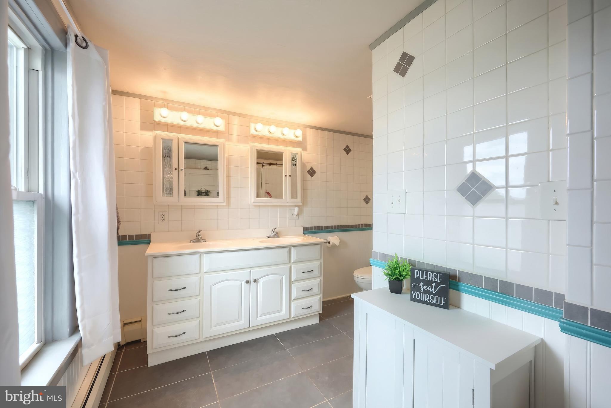 SOUTH HANOVER - Residential