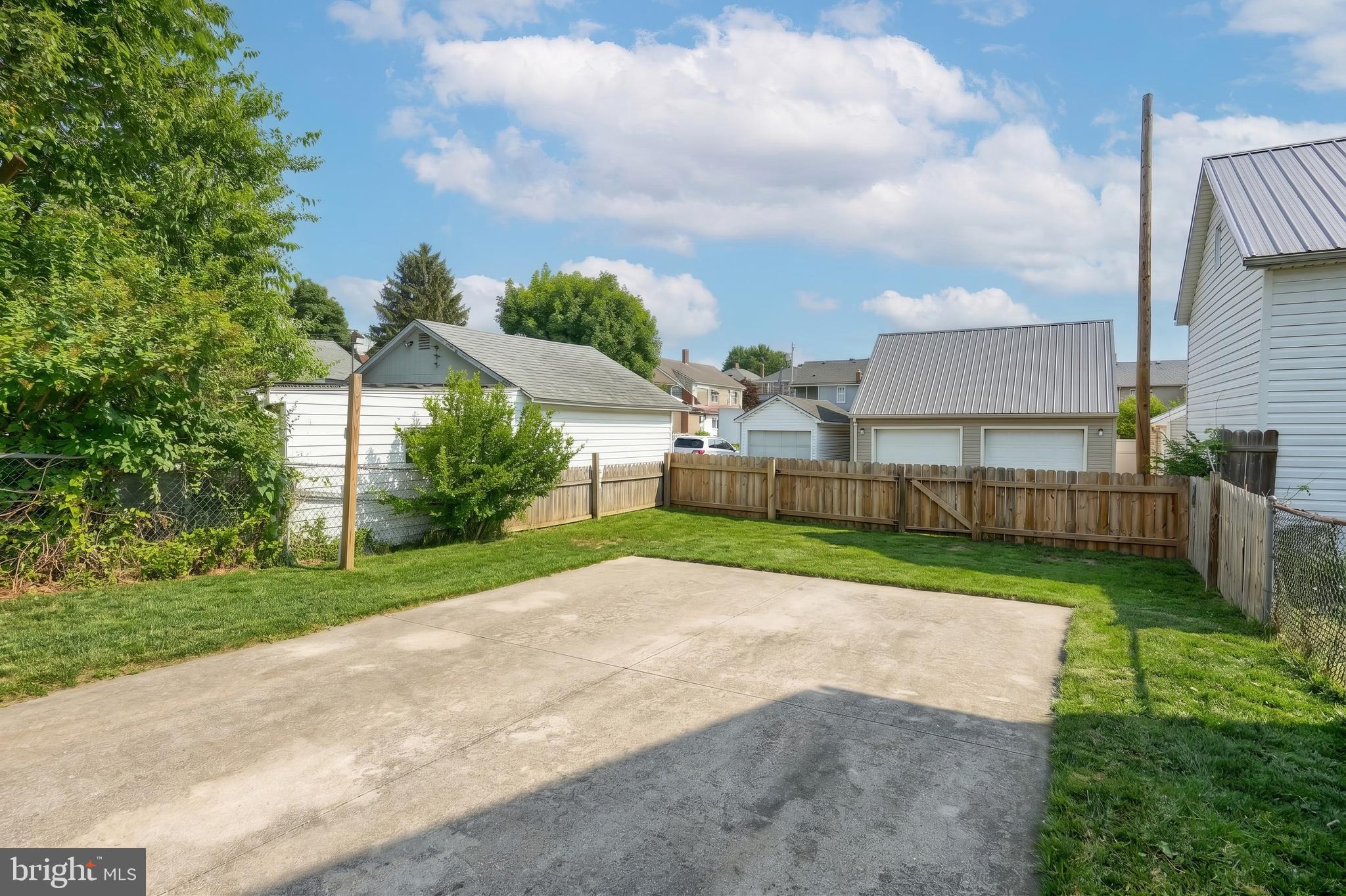 SOUTH HANOVER - Residential