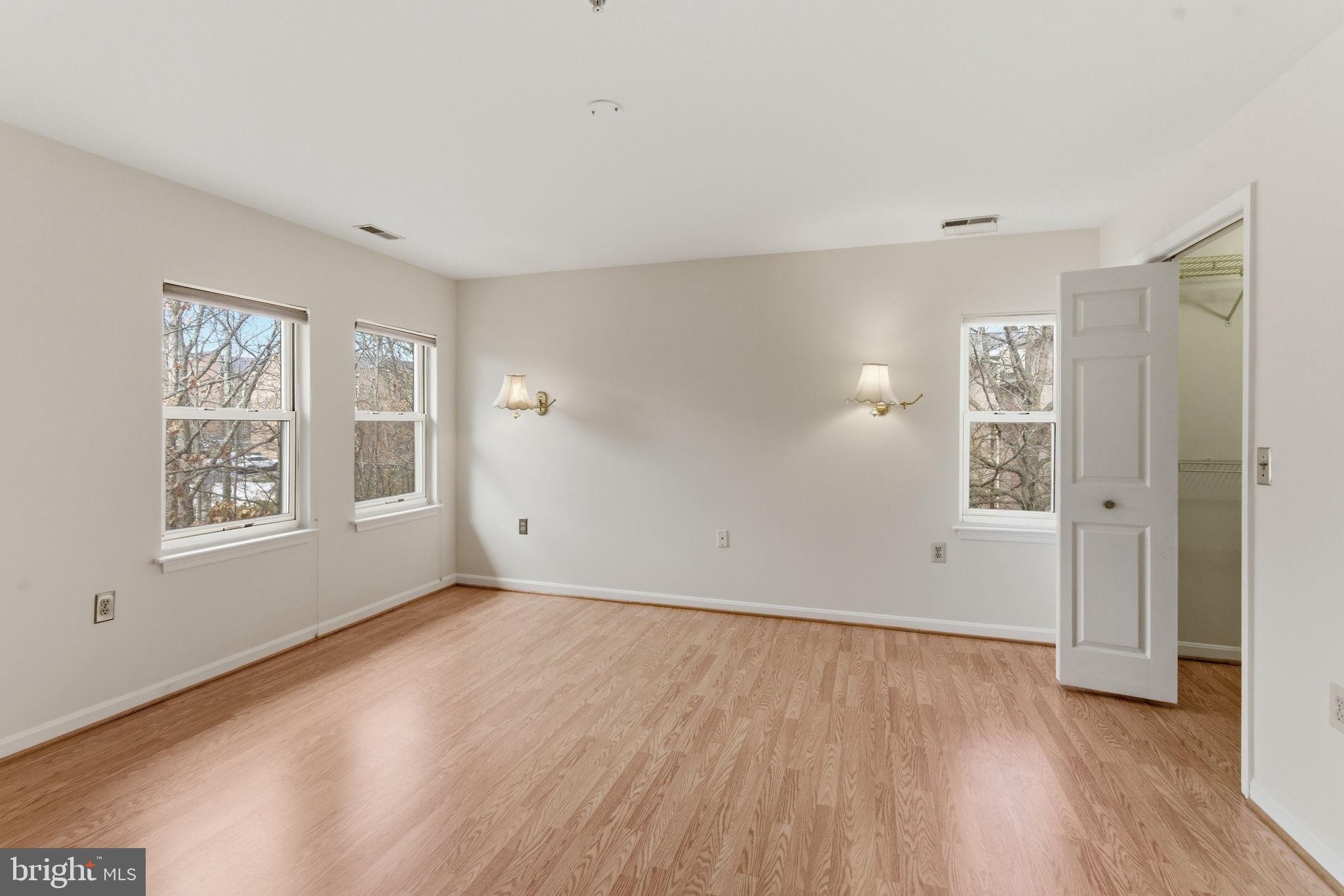 SILVER RIDGE - Residential