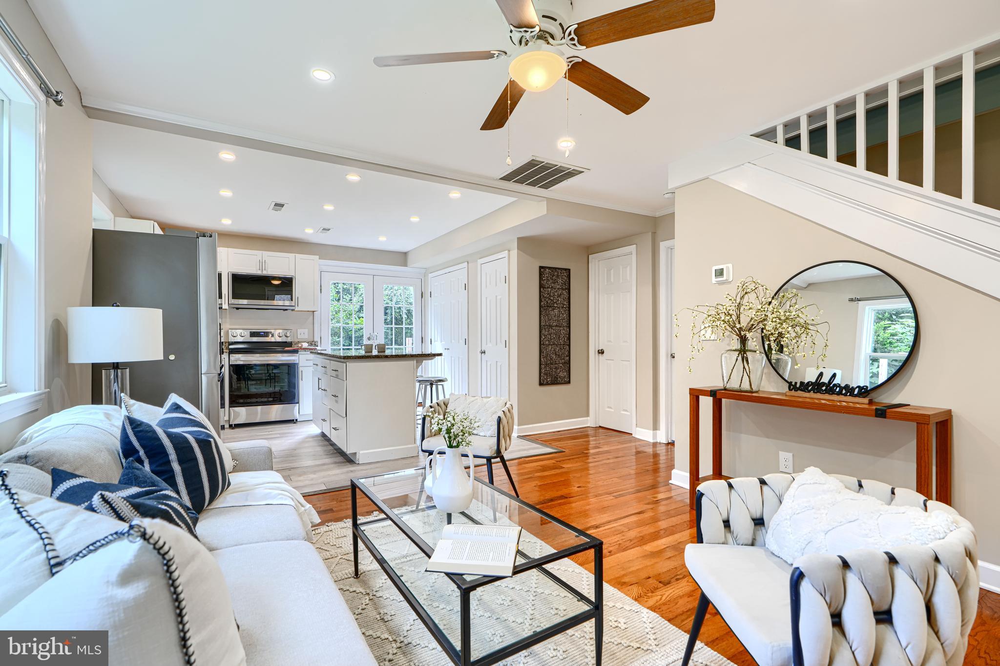 CENTREVILLE - Residential