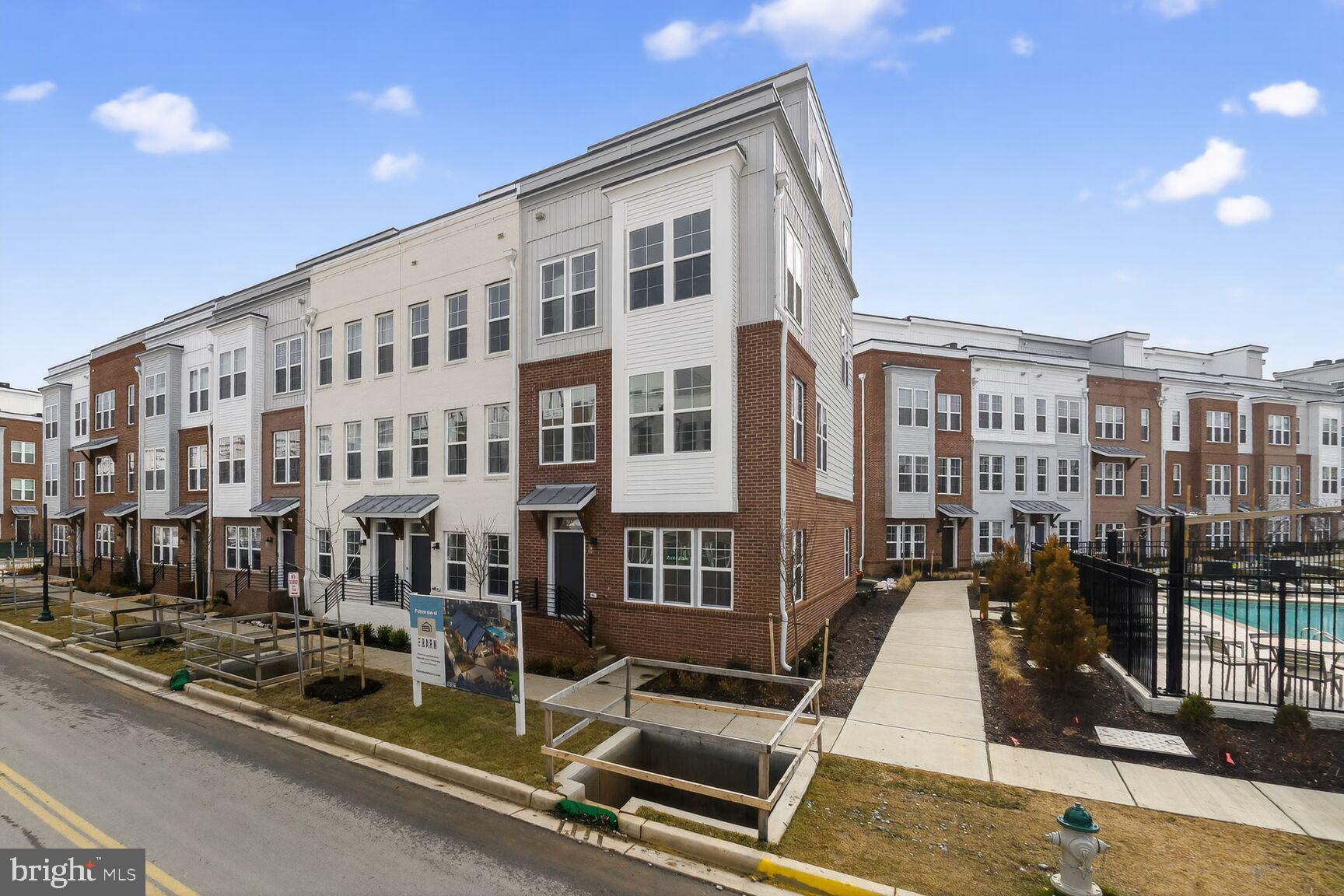 FARMSTEAD DISTRICT - Residential